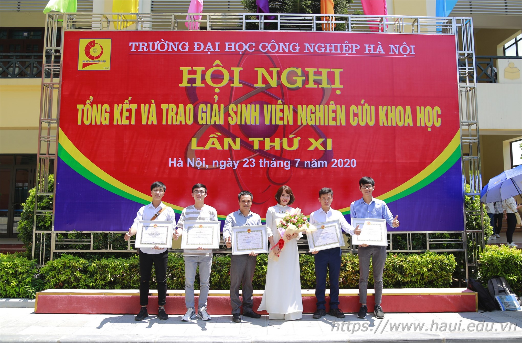 The closing and awarding ceremony of students scientific research 2020