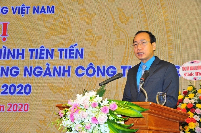 Công đoàn Trường Đại học Công nghiệp Hà Nội tham dự lễ tuyên dương các tập thể và cá nhân tiêu biểu ngành Công Thương