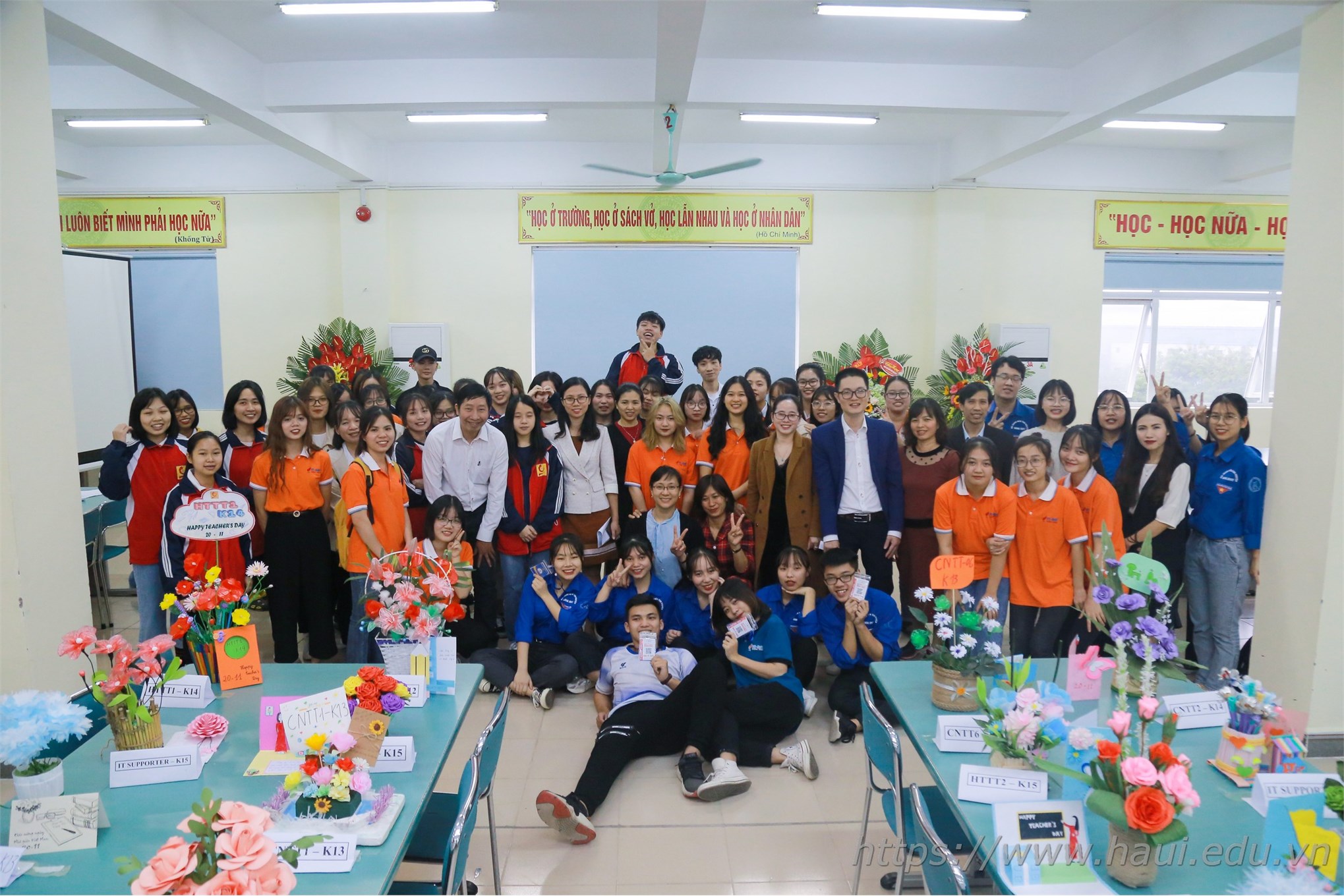 IT Festival 2020 to celebrate Vietnamese Teachers' Day