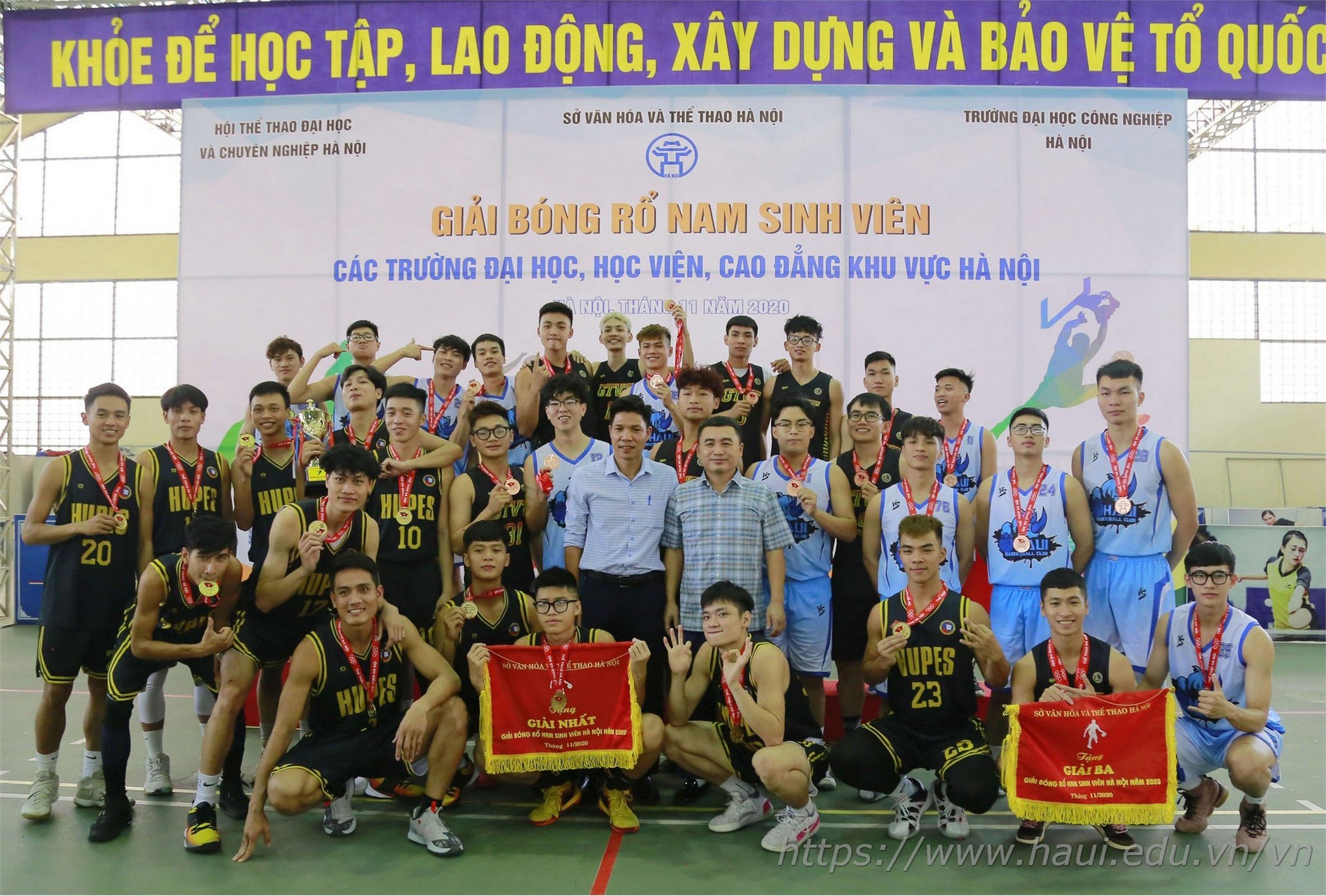 HaUI ranks third in Hanoi Men's Basketball League 2020