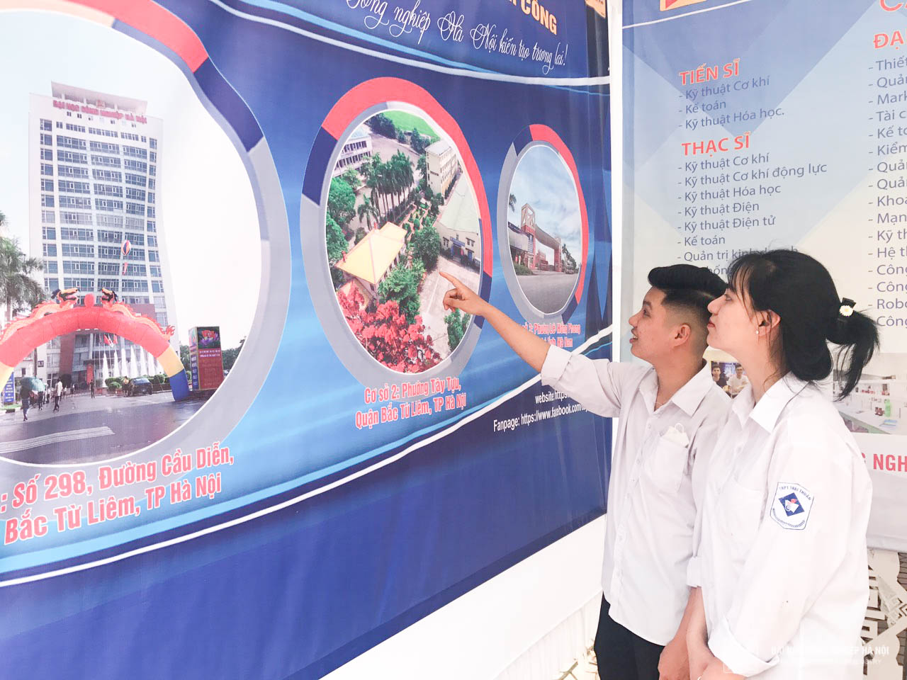 Sức hút của Đại học Công nghiệp Hà Nội tại Ngày hội tư vấn hướng nghiệp cho học sinh tỉnh Bắc Giang