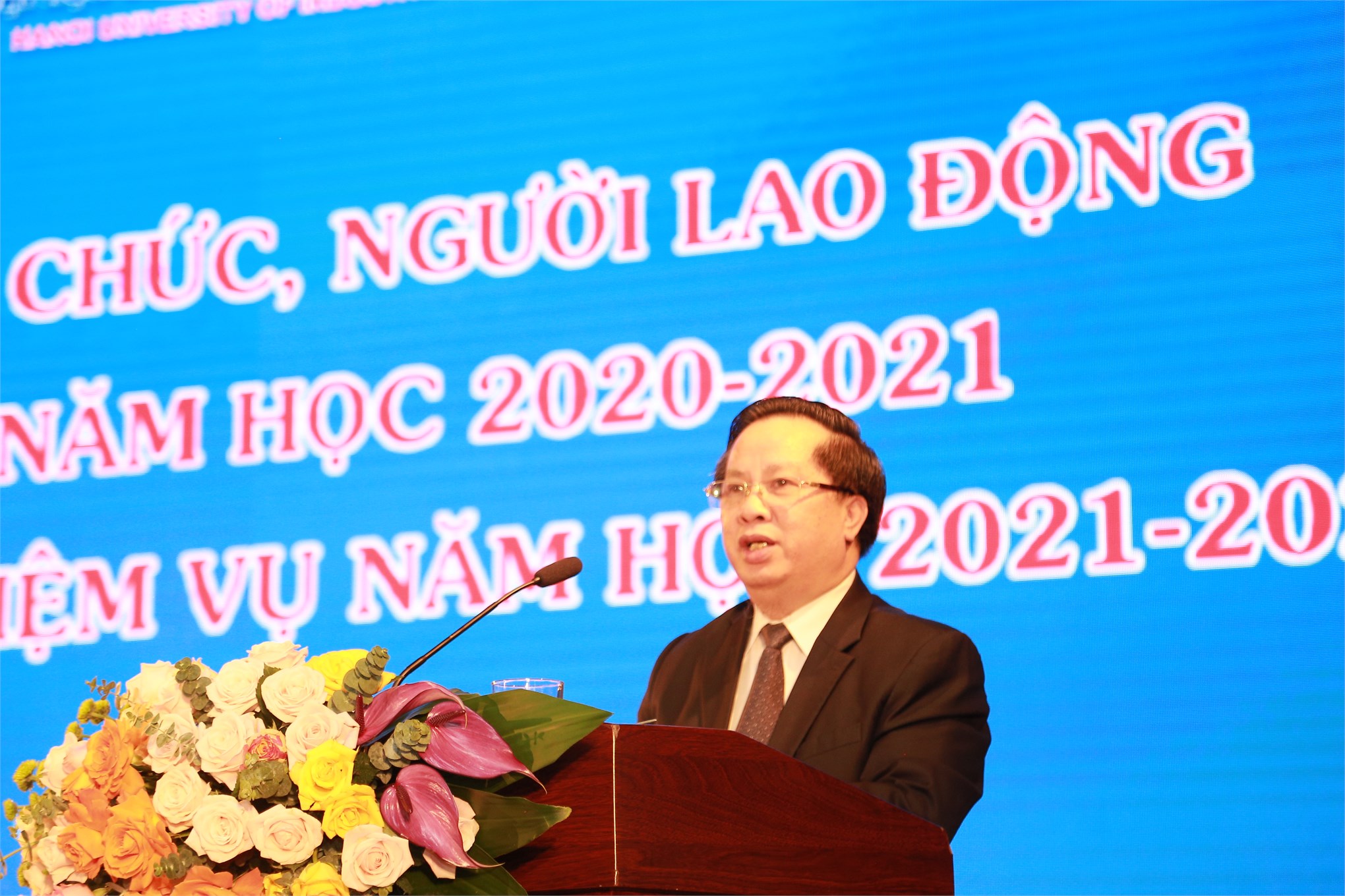 Hội nghị viên chức, người lao động, tổng kết năm học 2020 - 2021 và triển khai nhiệm vụ năm học 2021 - 2022