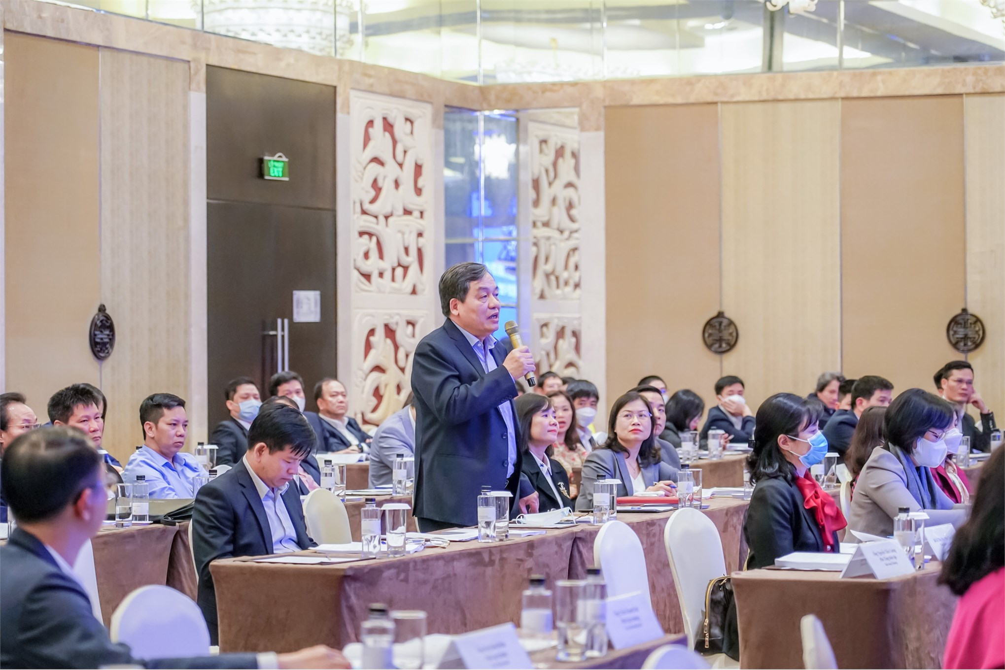 PGS.TS.Phạm Văn Đông - Chủ tịch Công đoàn trường nhận danh hiệu Nhà giáo ưu tú 