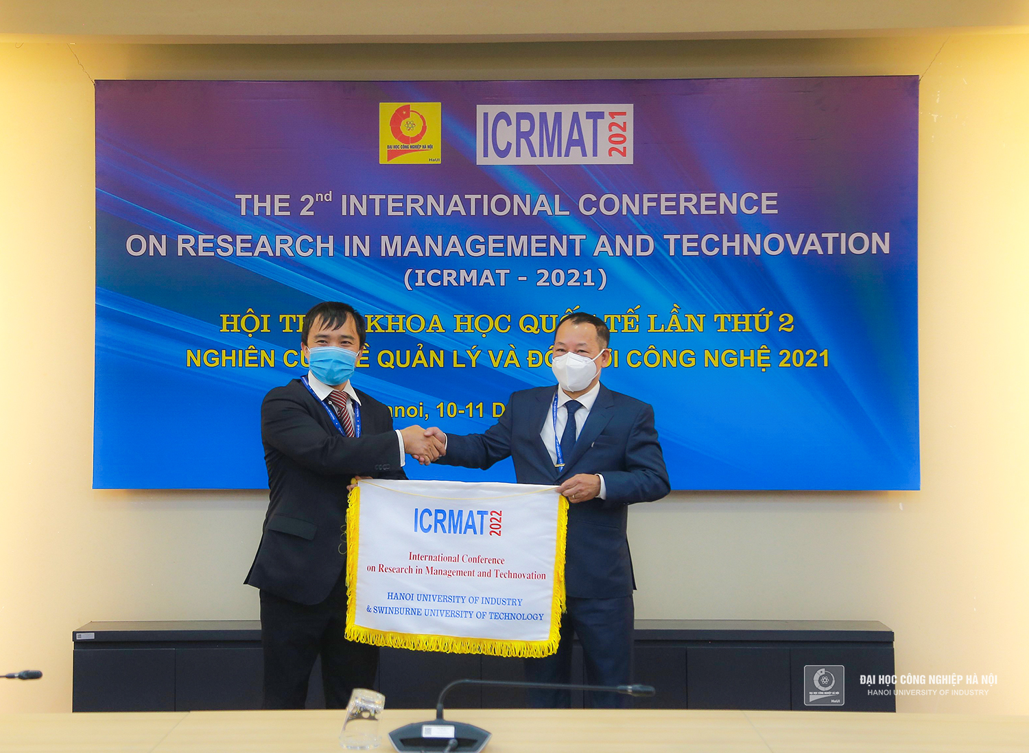 Hội thảo khoa học quốc tế Nghiên cứu về Quản lý và Đổi mới Công nghệ 2021 tại Đại học Công nghiệp Hà Nội