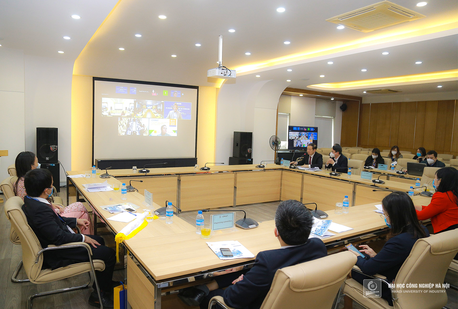 HaUI hosts International Conference on Research in Management and Technovation (ICRMAT 2021)