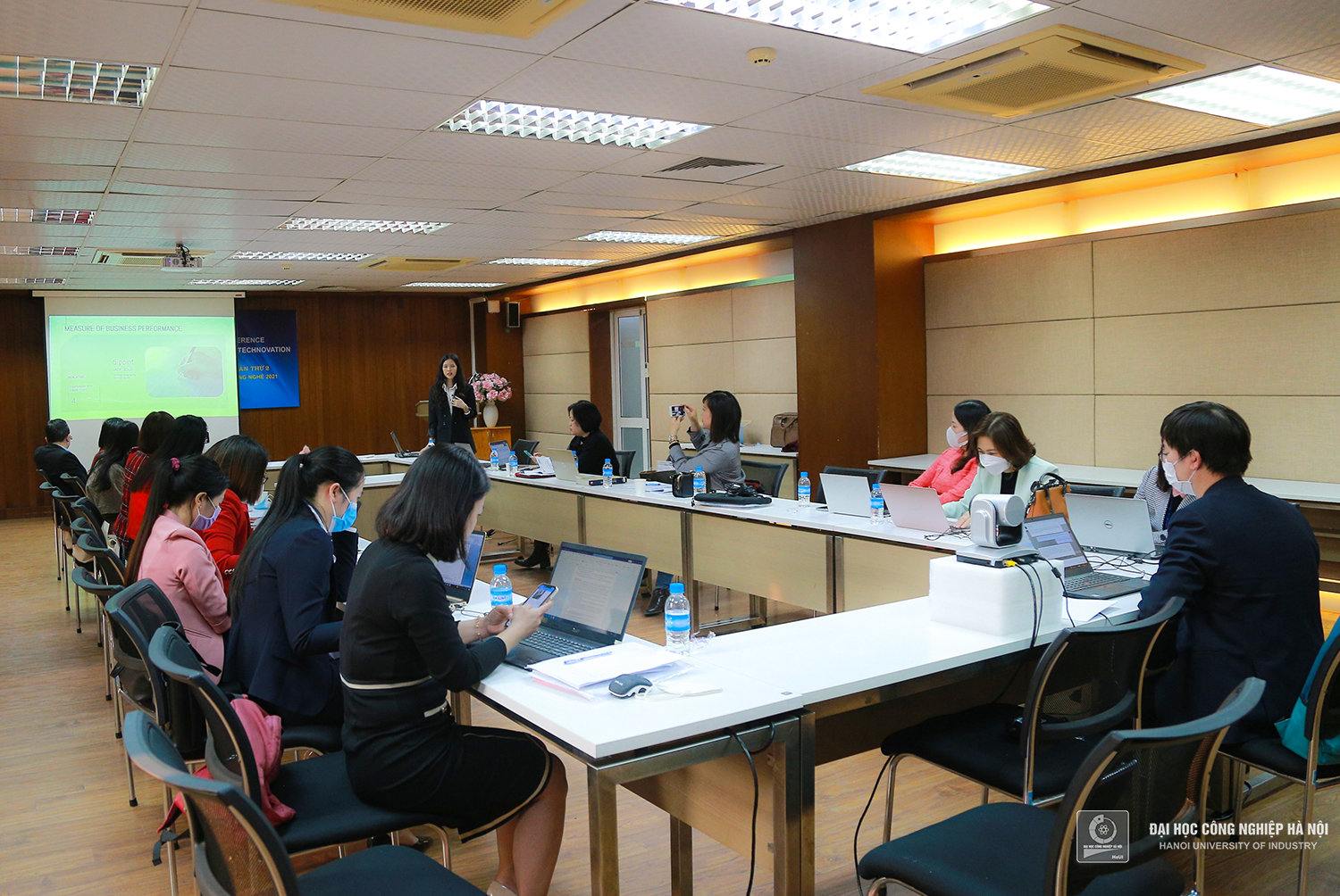 HaUI hosts International Conference on Research in Management and Technovation (ICRMAT 2021)