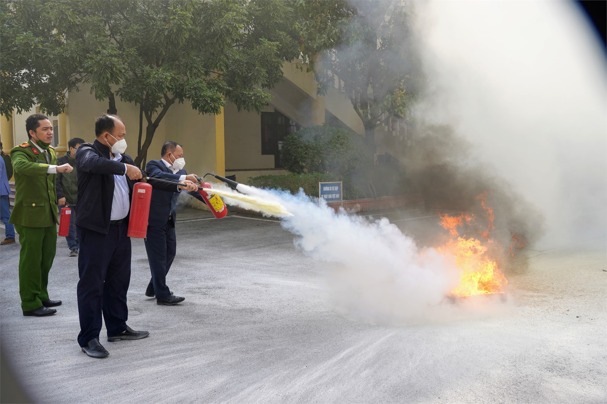 HaUI Fire Prevention and Fighting Team prepares for a practice drill