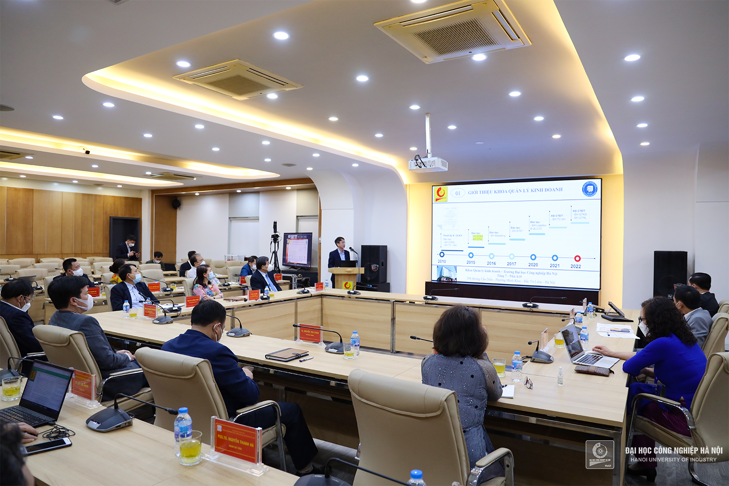 Opening Ceremony of the External Evaluation of 04 training programs: Electrical Engineering Technology, Computer Engineering Technology, Human Resource Management, Garment and Textile Technology