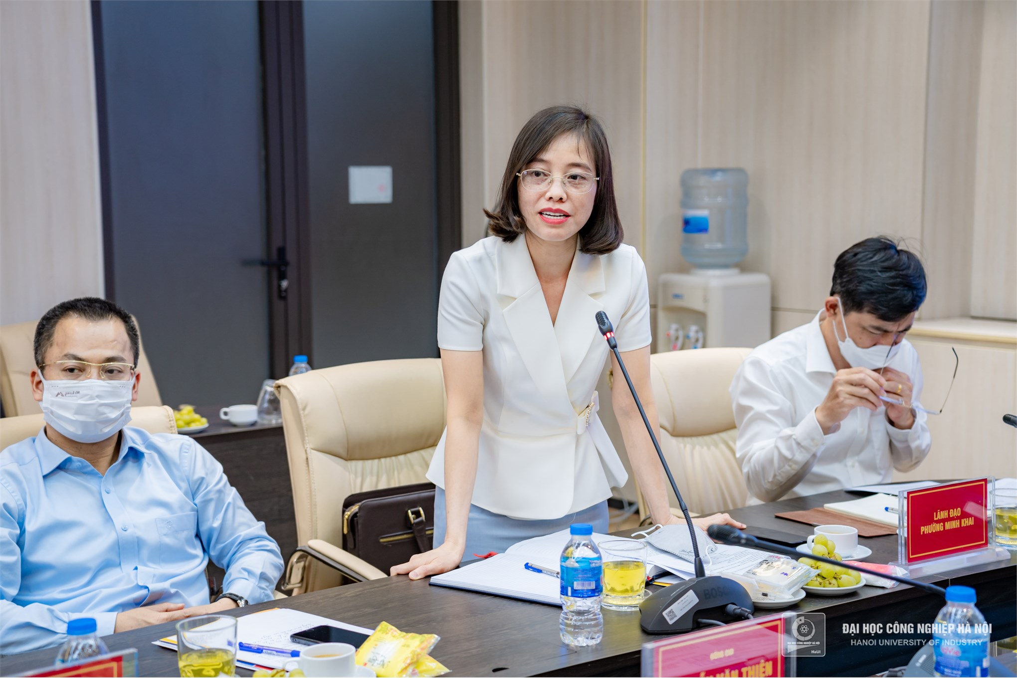 Đồng chí Nguyễn Văn Phong - Phó Bí thư Thành ủy Hà Nội kiểm tra công tác phòng chống dịch Covid-19 tại Đại học Công nghiệp Hà Nội