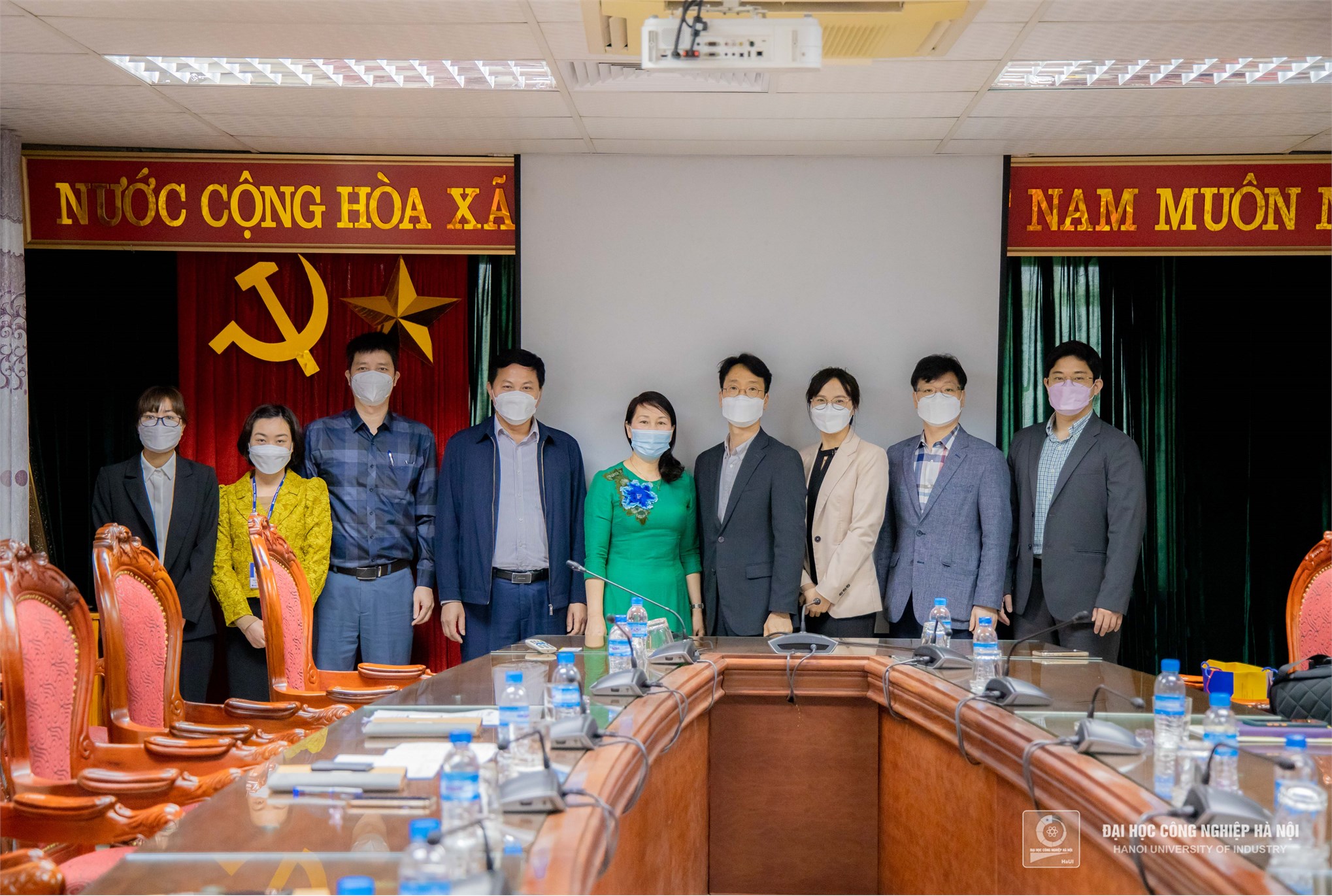 Đại học Công nghiệp Hà Nội tiếp Công ty TNHH Amkor Technology Việt Nam