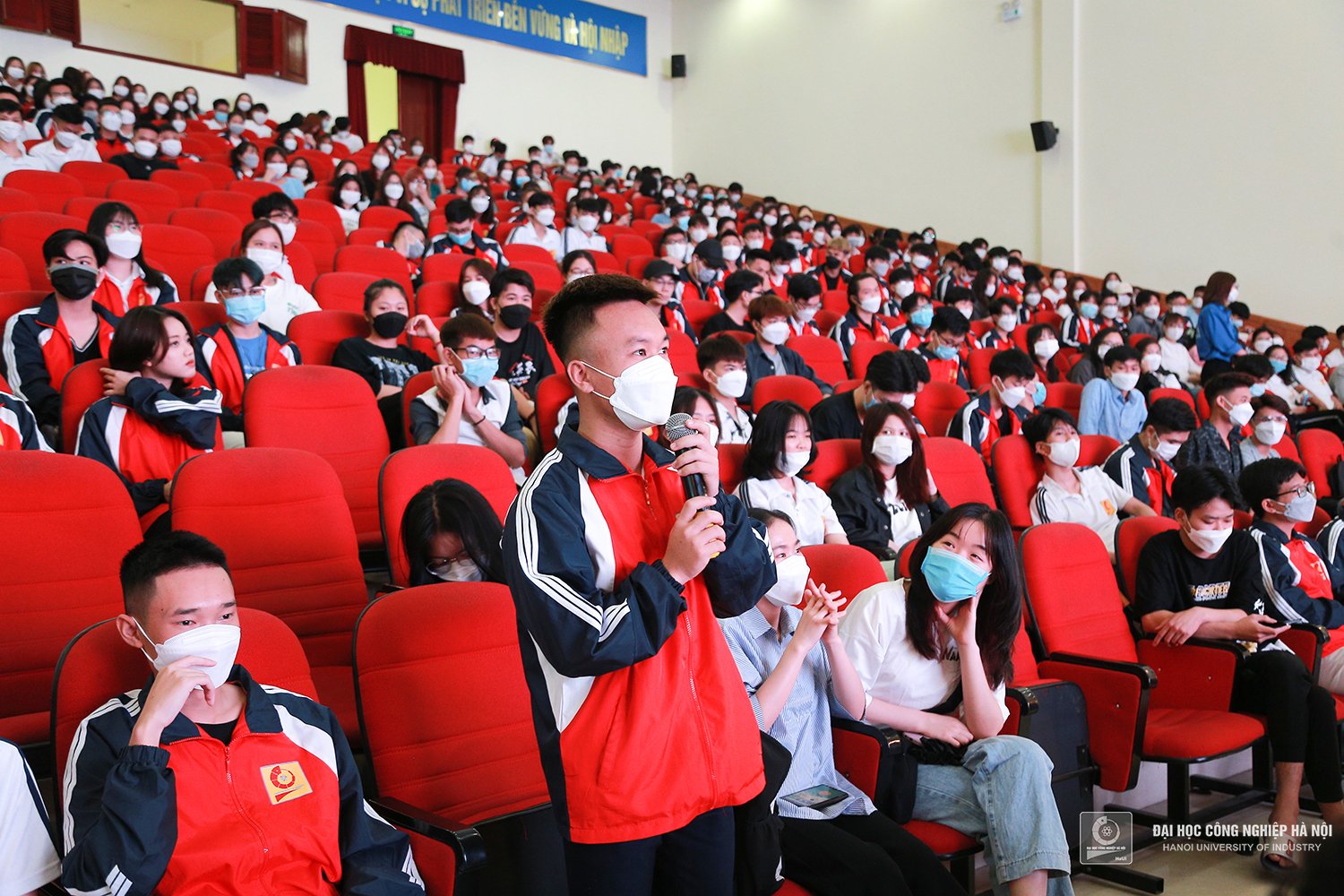 The program of learning Law on Road Traffic and motorcycle riding skills for HaUI students