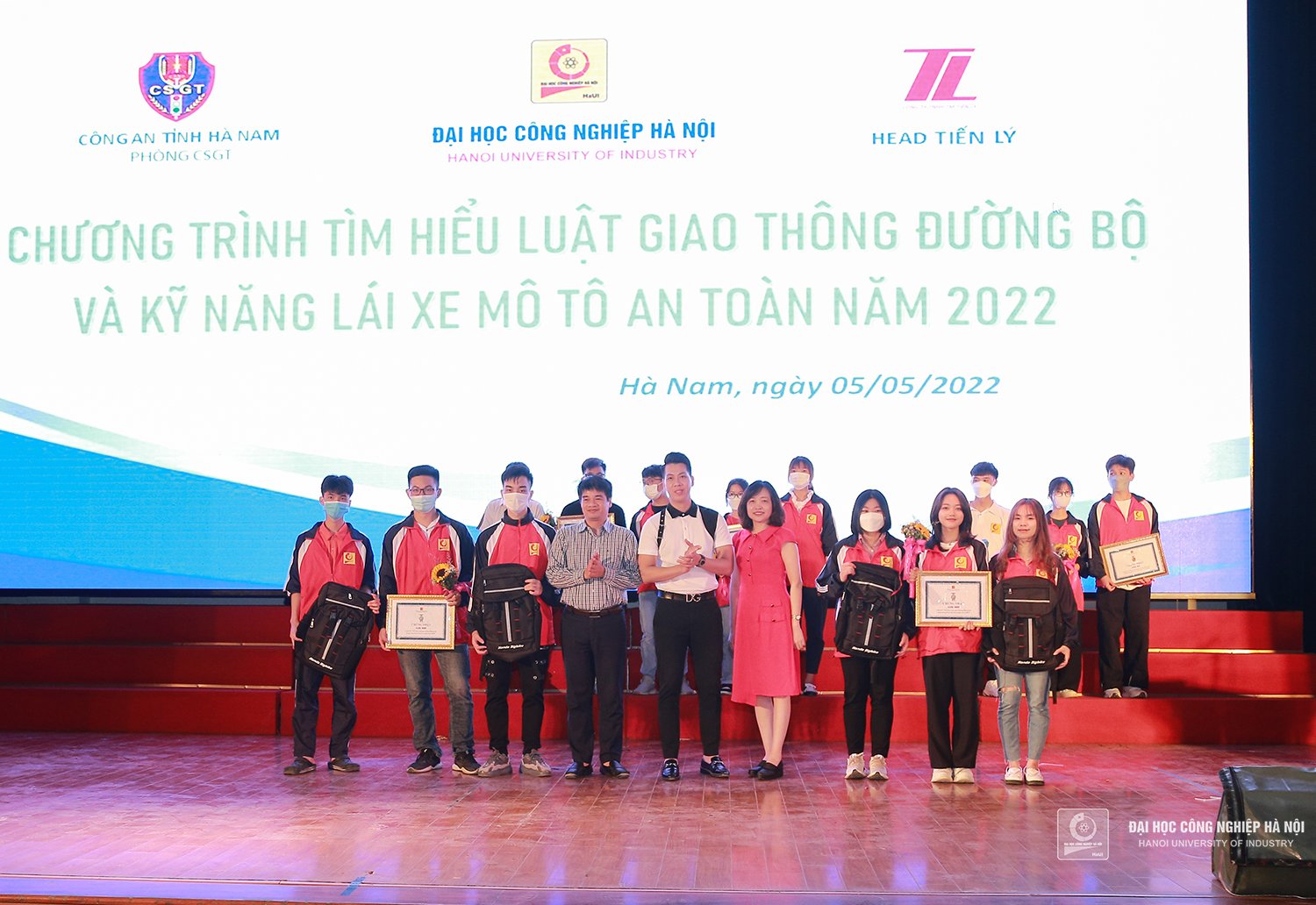 The program of learning Law on Road Traffic and motorcycle riding skills for HaUI students