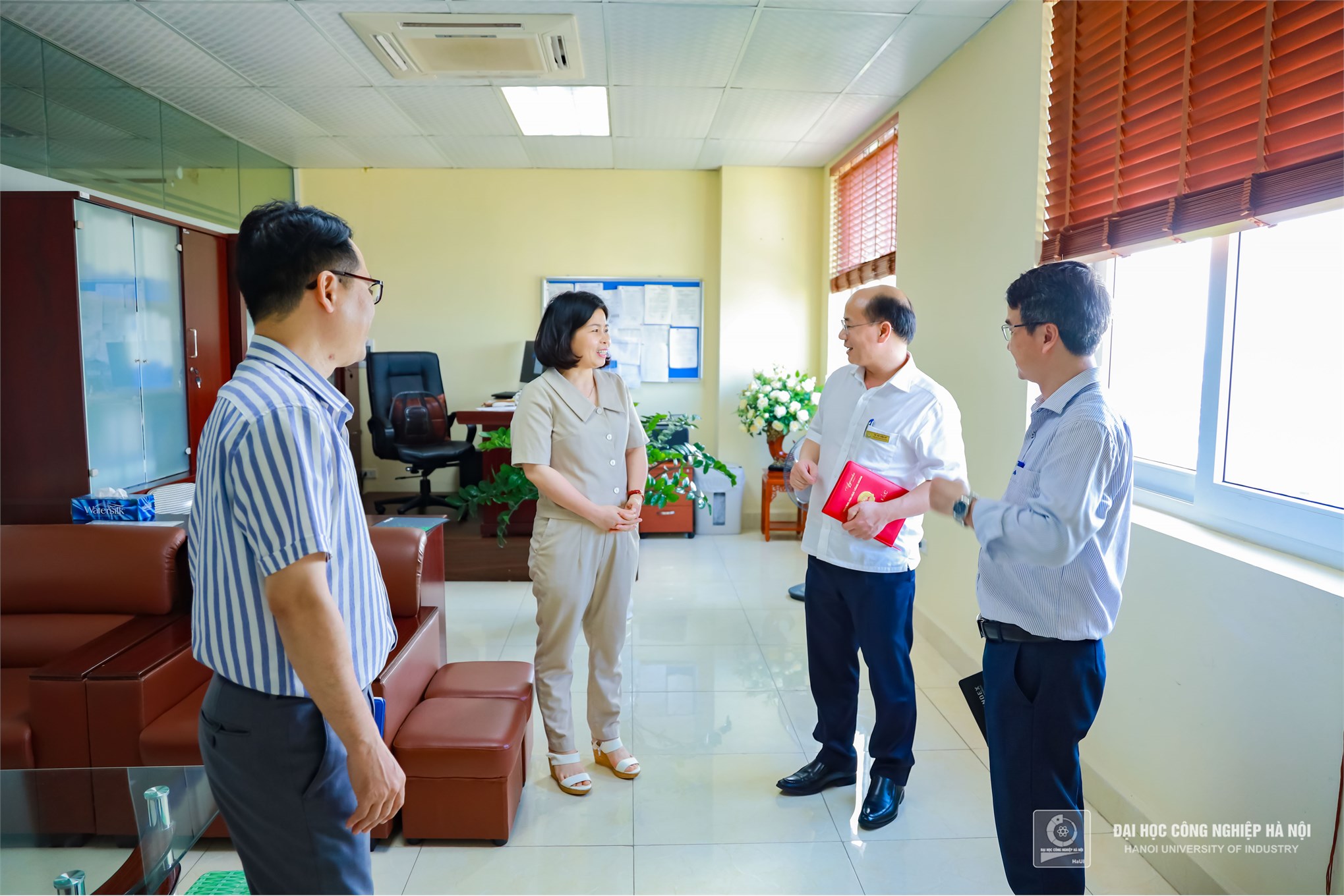 Đại học Công đoàn thăm và làm việc tại Trường Đại học Công nghiệp Hà Nội