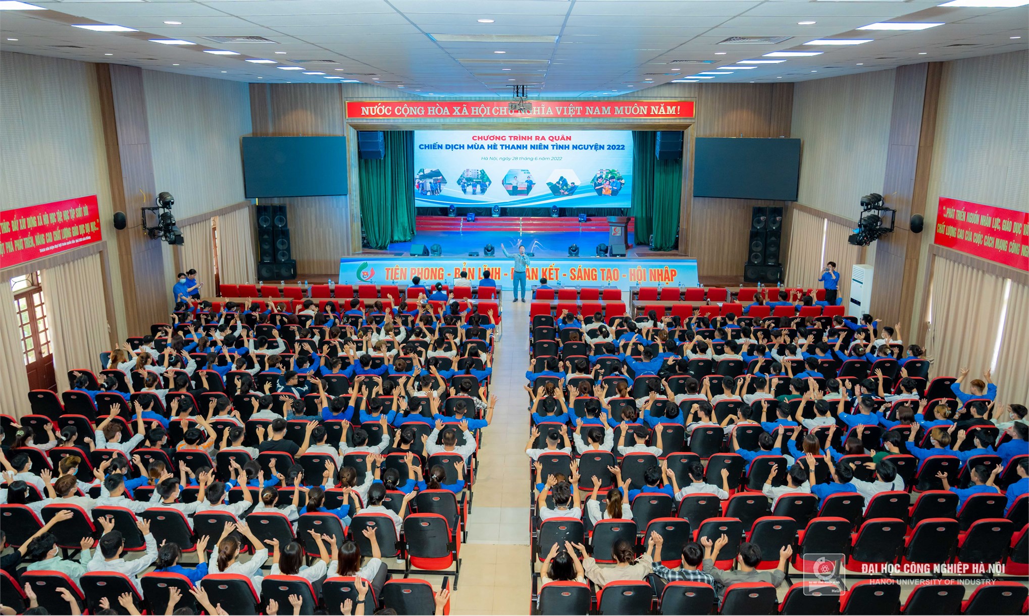 Tuổi trẻ Trường Đại học Công nghiệp Hà Nội ra quân chiến dịch mùa hè thanh niên tình nguyện 2022 