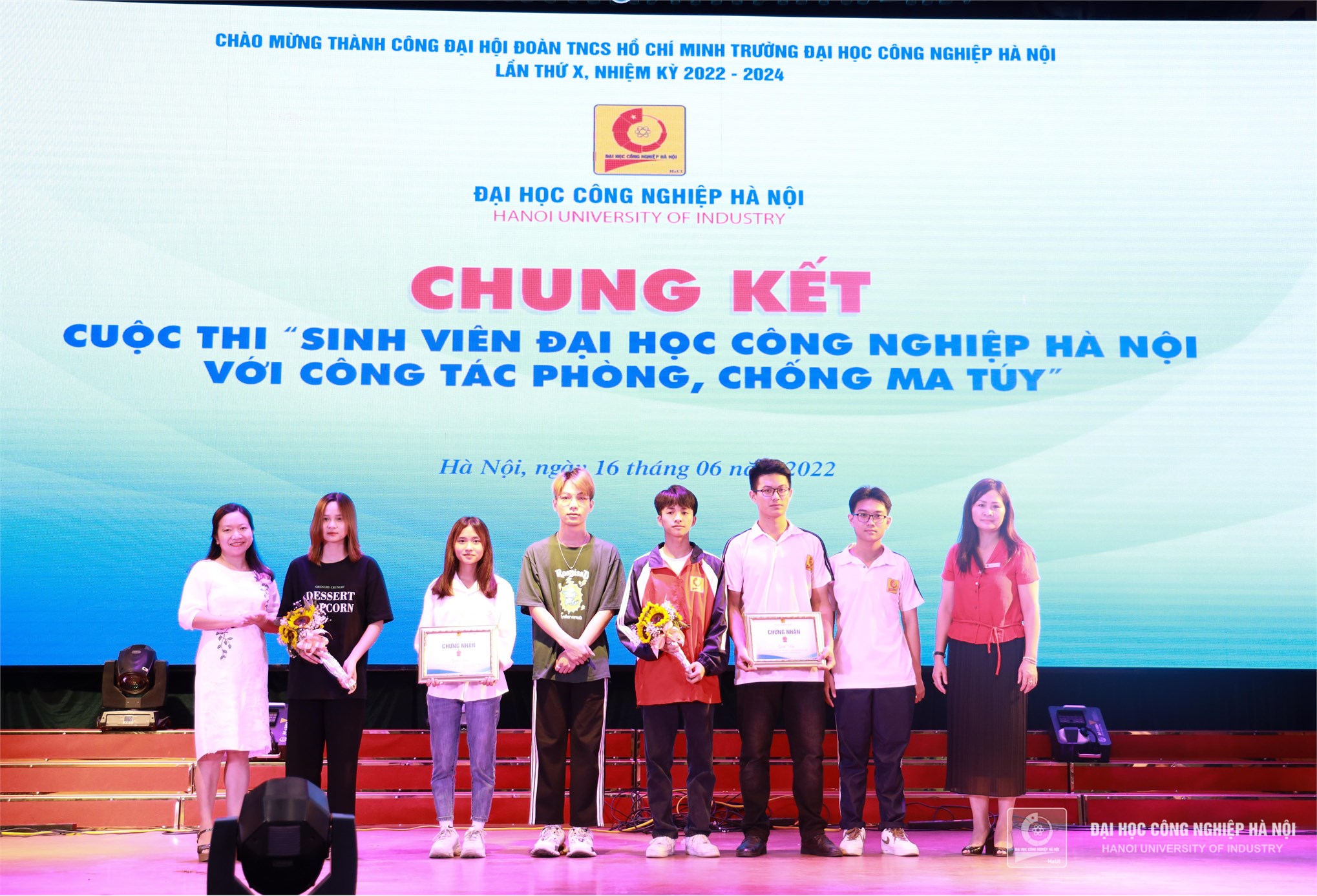 Final round of the contest “Students of Hanoi University of Industry with the work of prevention and control drug