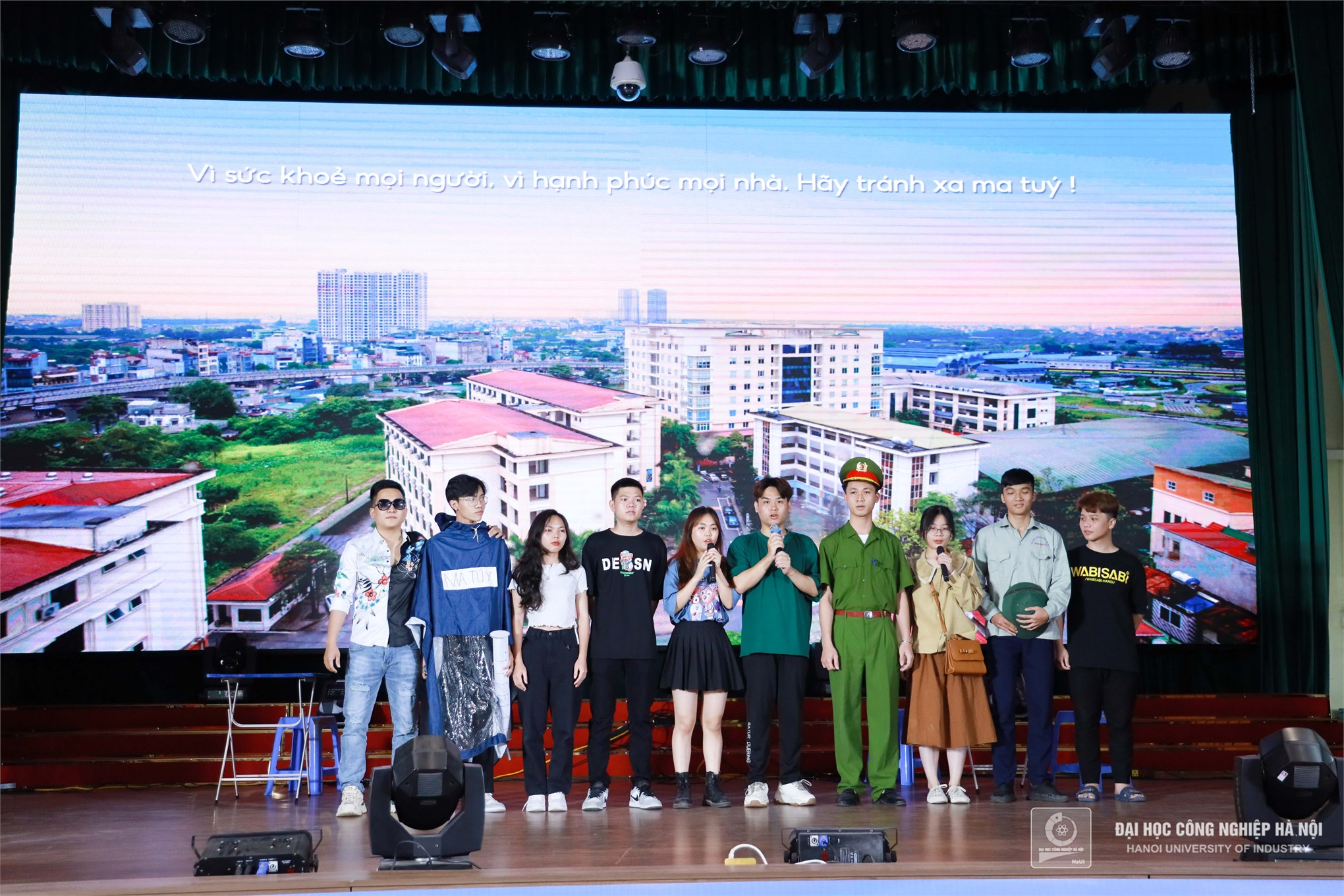Final round of the contest “Students of Hanoi University of Industry with the work of prevention and control drug