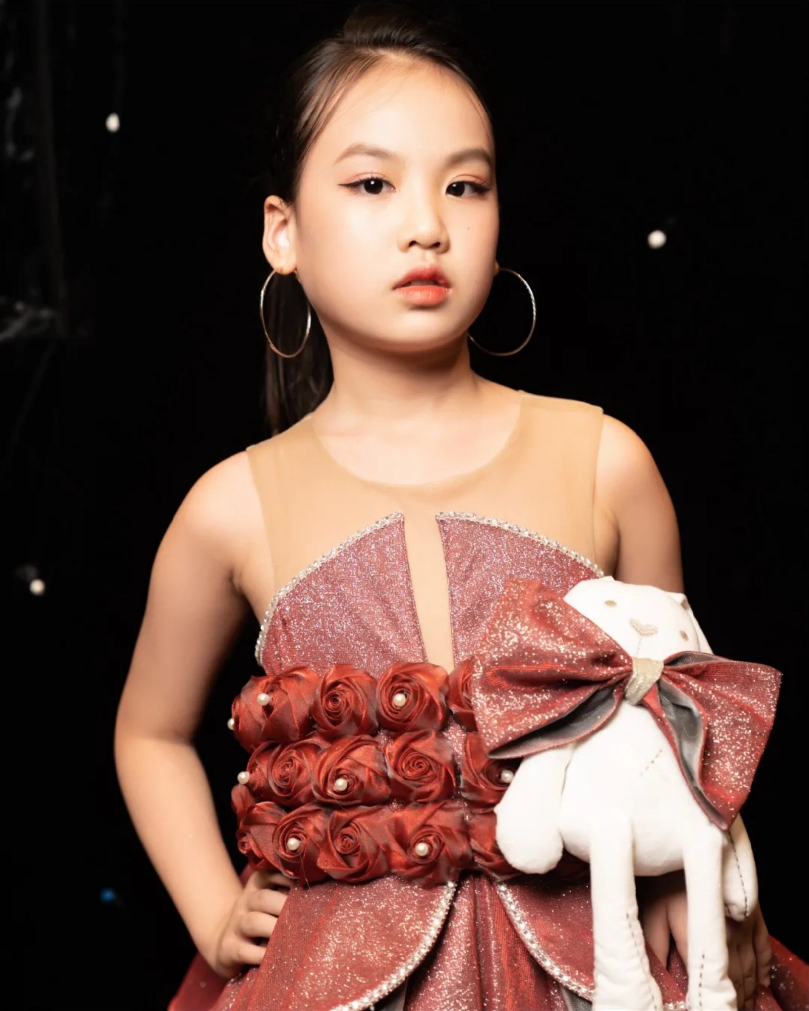 The fashion collection of a fashion design student from Hanoi University of Industry makes an impression at the 2022 Vietnam Junior Supermodel Congress