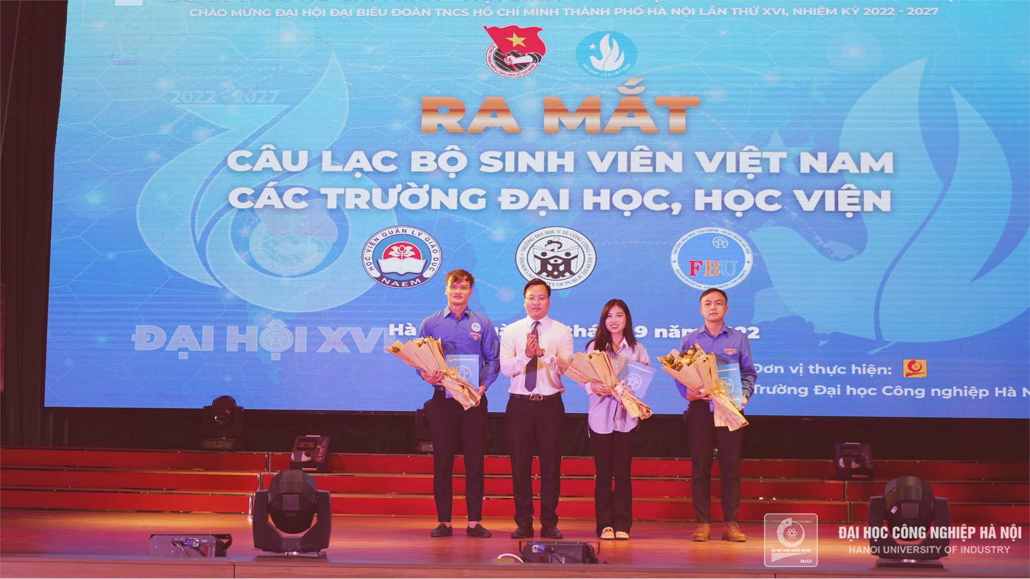 Students of Five Merits