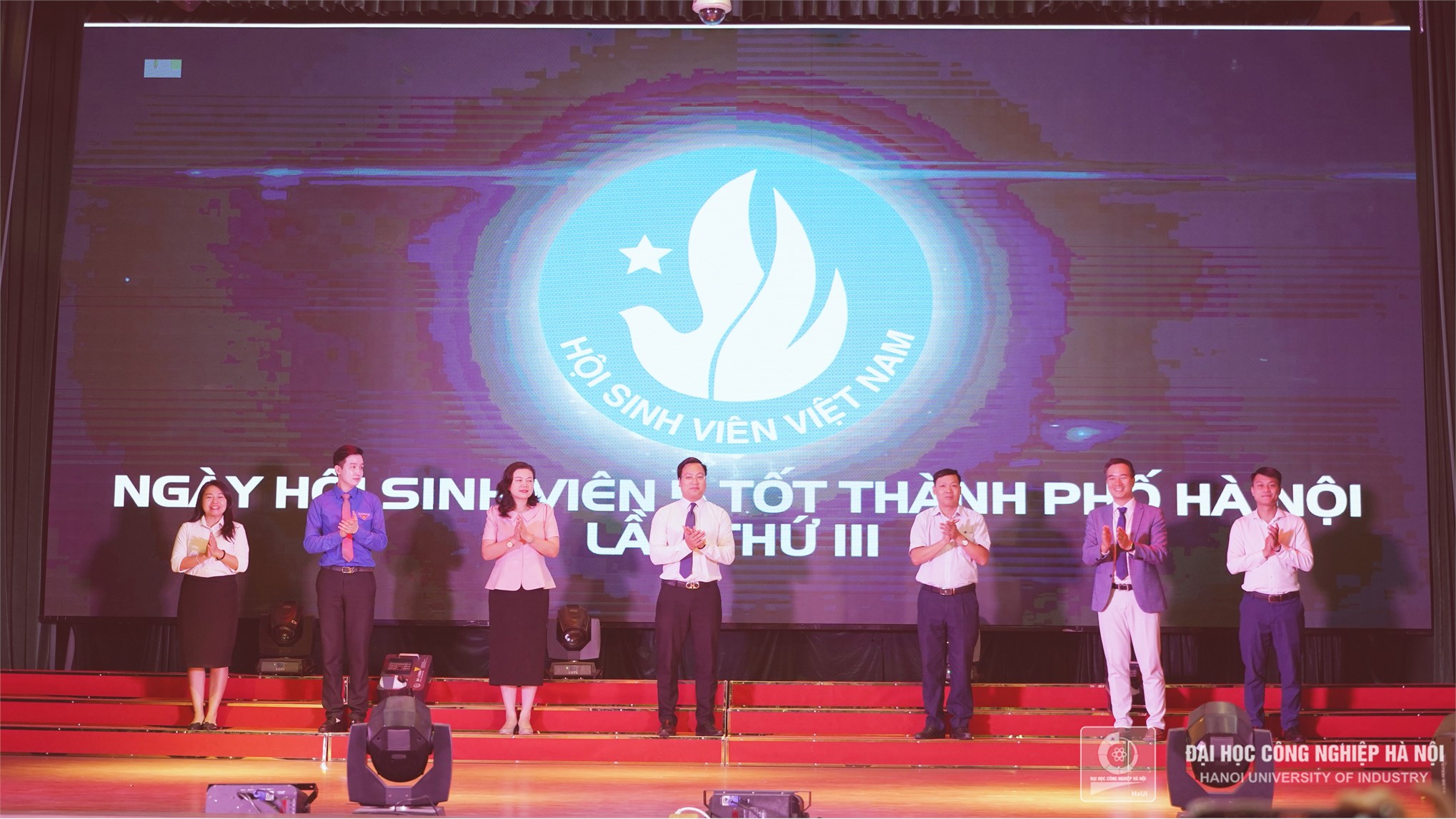 Students of Five Merits