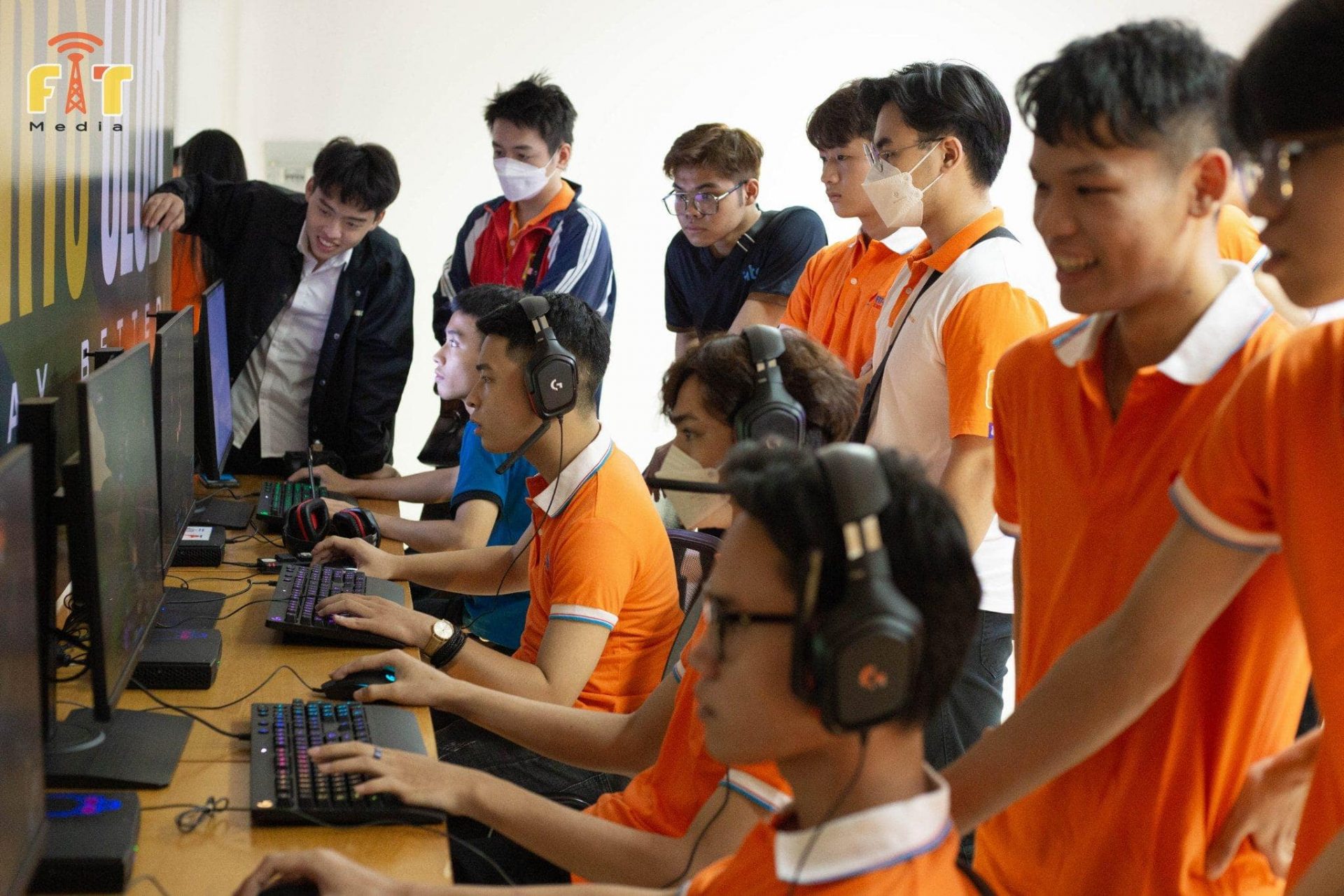 [Công nghệ Việt] Trường Đại học Công nghiệp Hà Nội tiếp nối và đẩy mạnh phong trào eSport Training Room