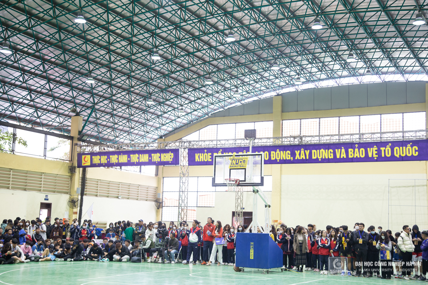Opening ceremony of The National University Championship basketball tournament in 2022, Northern region took place at Hanoi University of Industry