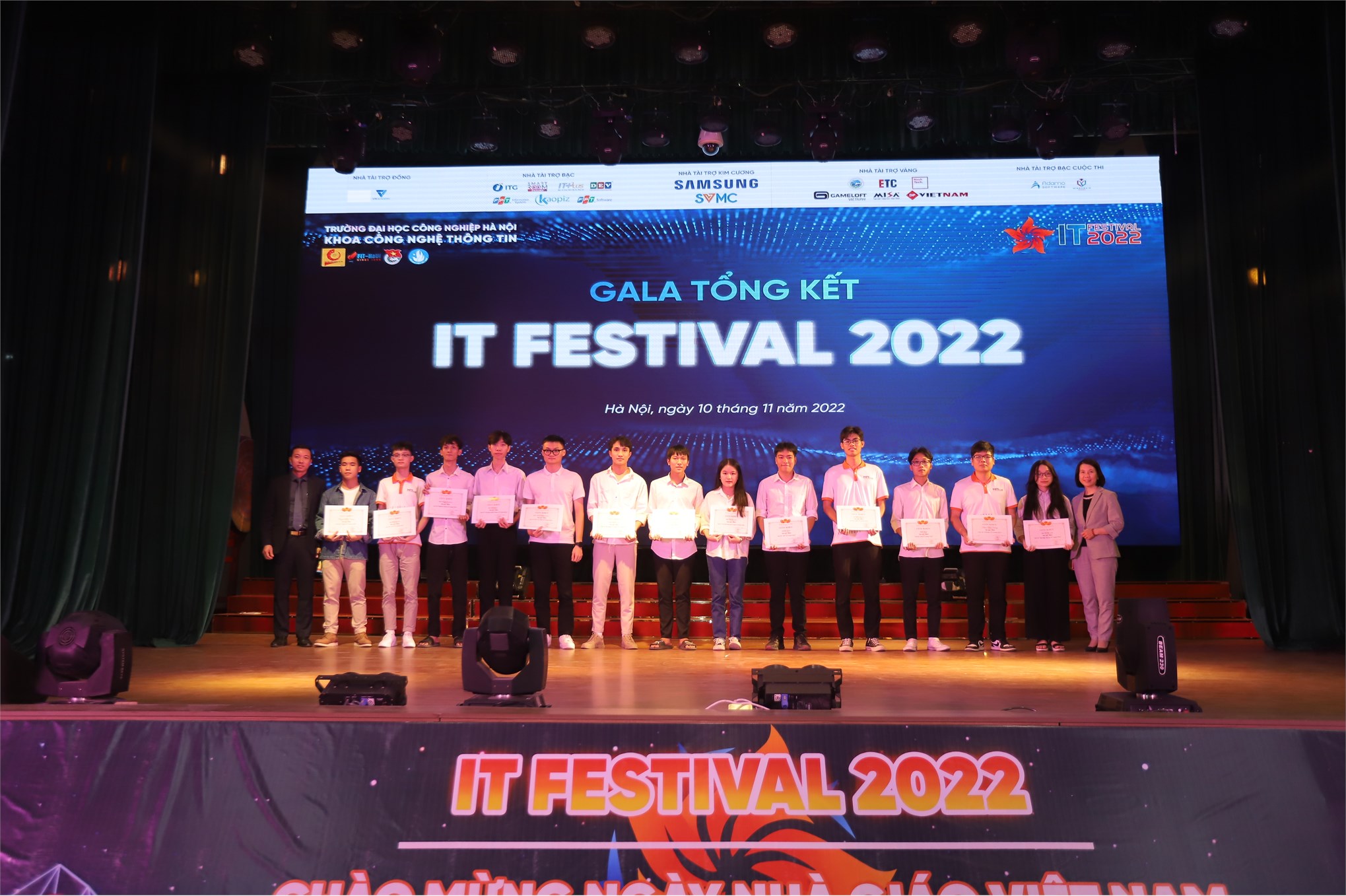 Ấn tượng và bùng cháy đêm Gala tổng kết IT Festival 2022 