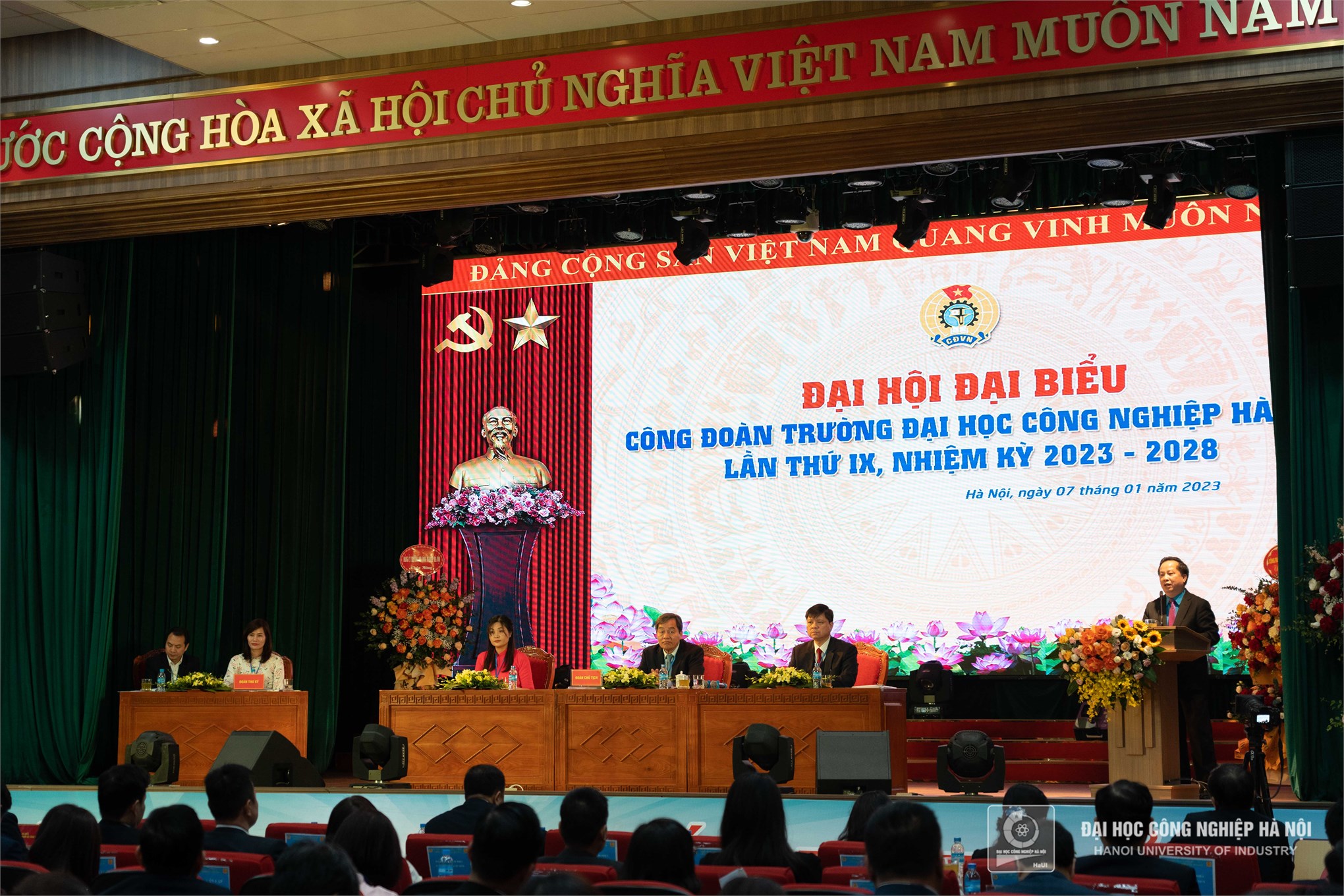 Đại hội Đại biểu Công đoàn Trường ĐHCNHN nhiệm kỳ 2023 - 2028: Đổi mới - Dân chủ - Đoàn kết - Phát triển