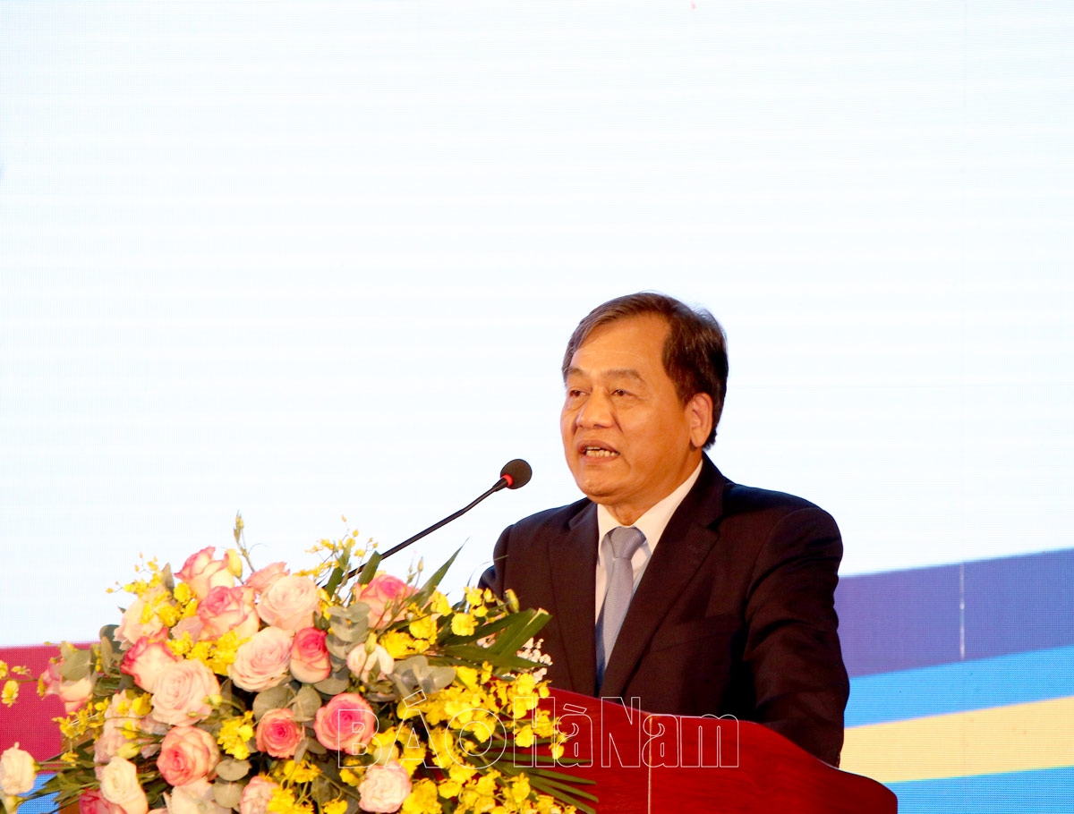 [Báo Hà Nam] Bộ trưởng Bộ Công thương Nguyễn Hồng Diên dự khai giảng năm học mới của Trường Đại học Công nghiệp Hà Nội cơ sở Hà Nam