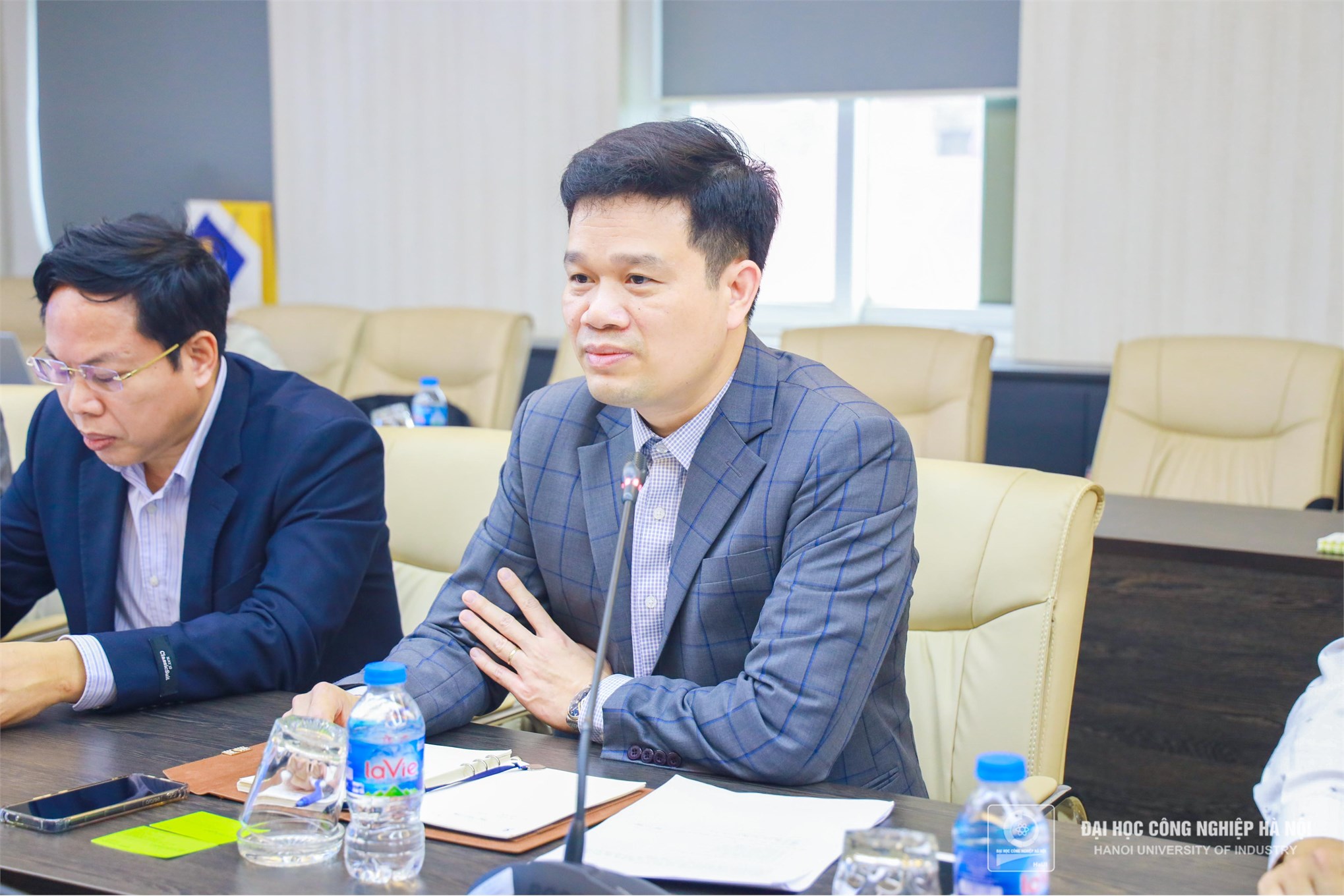 Làm việc với Công ty TNHH Arcadyan Technology Việt Nam, đẩy mạnh hợp tác giữa Nhà trường và Doanh nghiệp