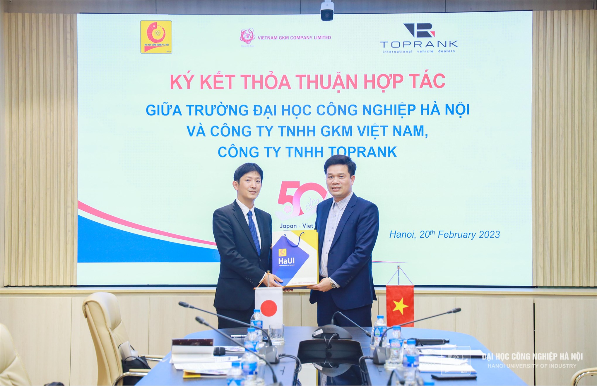 Developing human resources in the Auto Repair and Maintenance Service in Vietnam and Japan