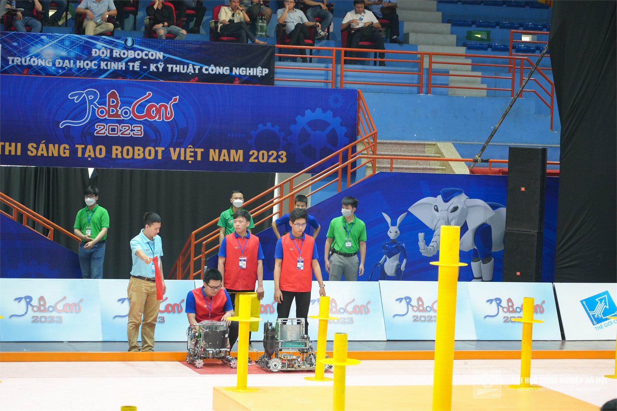 4 đội giành vé vào Chung kết toàn quốc cuộc thi sáng tạo Robot Việt Nam 2023