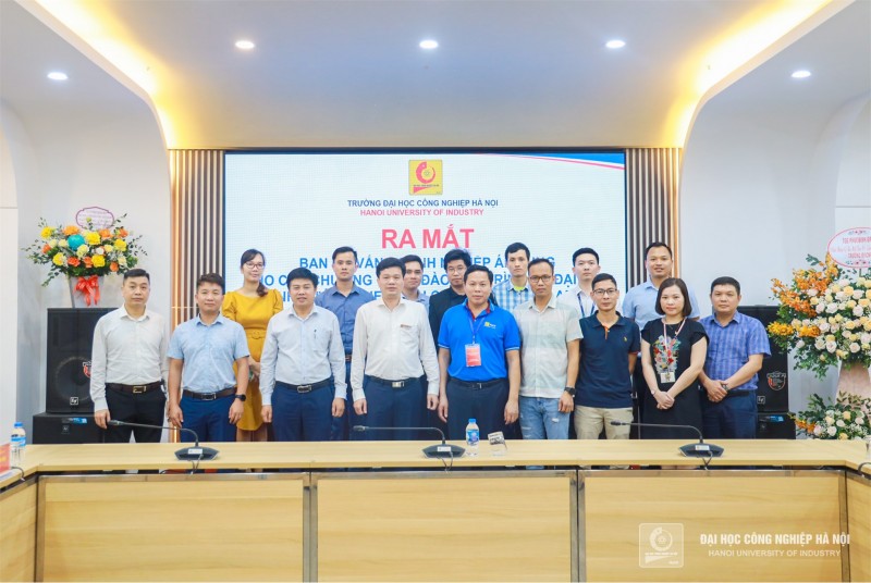 [ Tạp chí Công Thương] Đại học Công nghiệp Hà Nội ra mắt ban cố vấn doanh nghiệp
