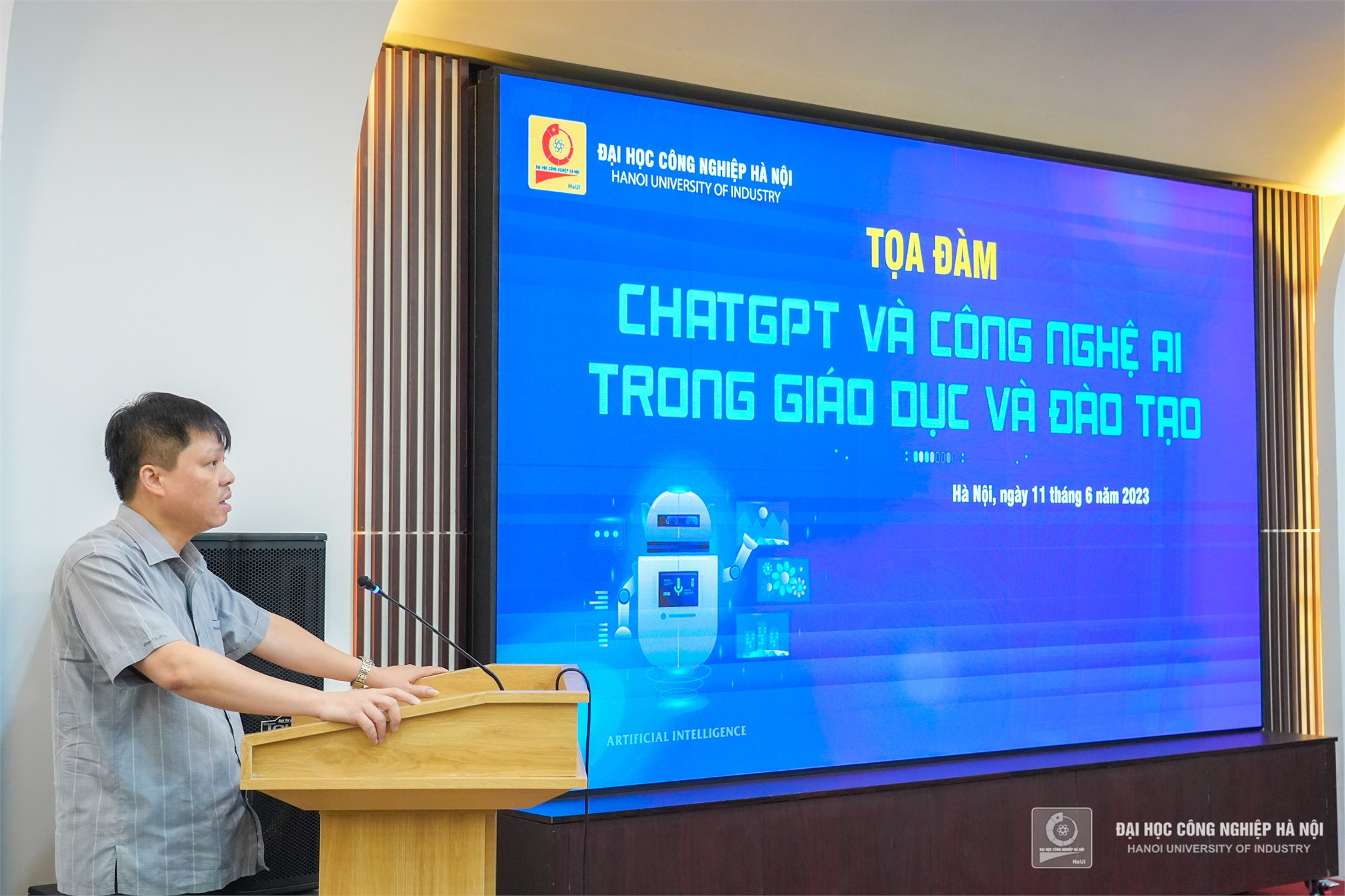 Seminar: ChatGPT and AI technology in education and training