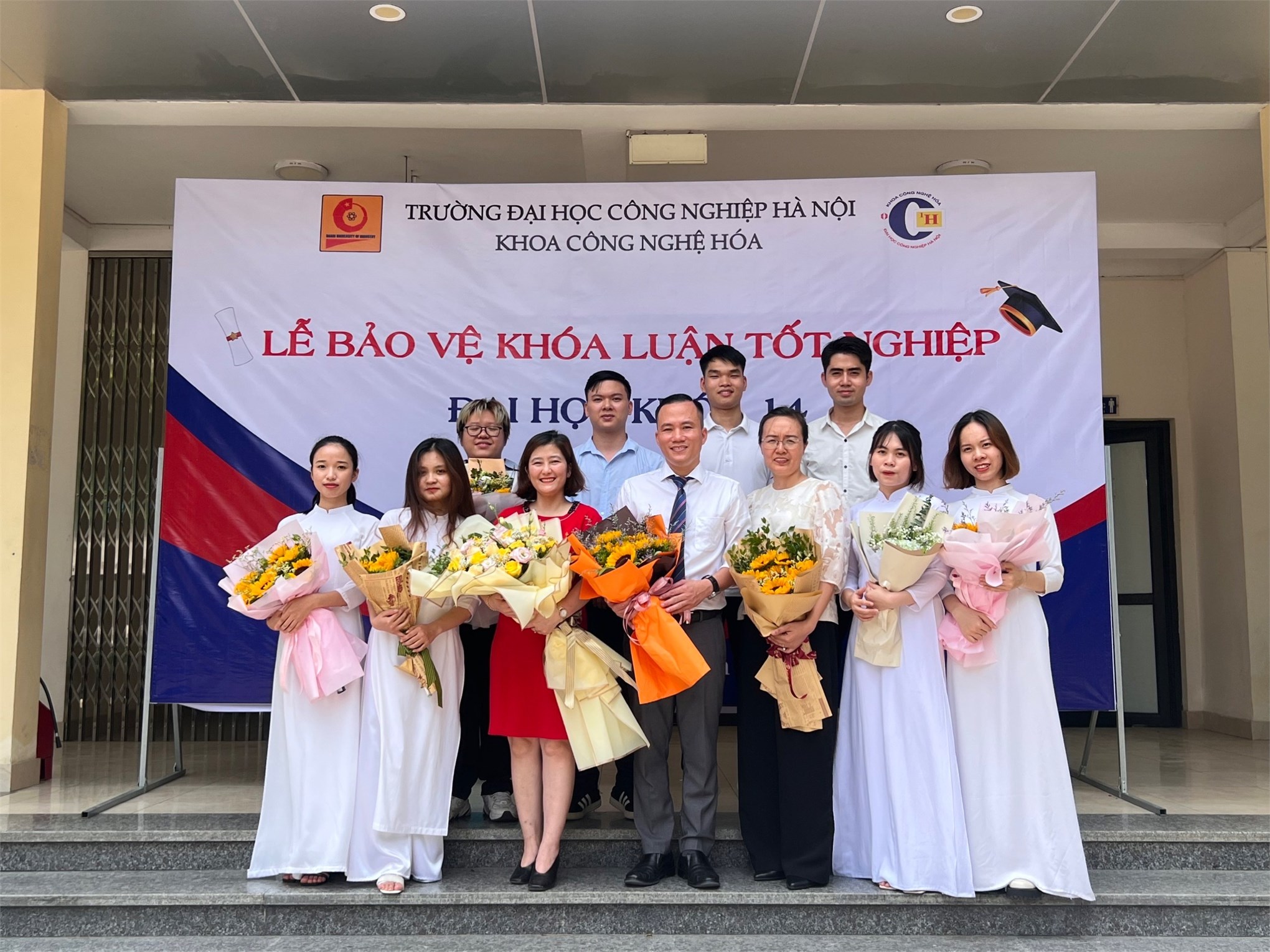 Graduation and the Summer Season: A Tapestry of Feelings at Hanoi University of Industry