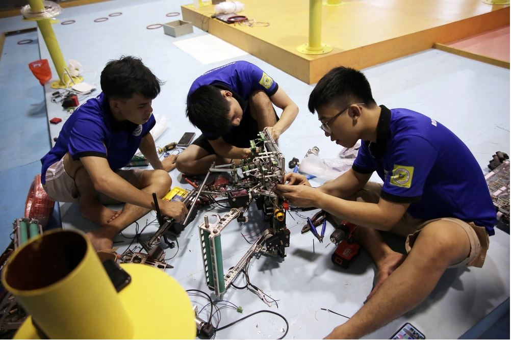 Robocon Việt Nam 2023: Hành trình chạm tới ước mơ của DCN - ĐT02
