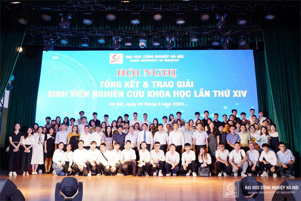 Đại học Công nghiệp Hà Nội: Thúc đẩy phong trào sinh viên nghiên cứu khoa học