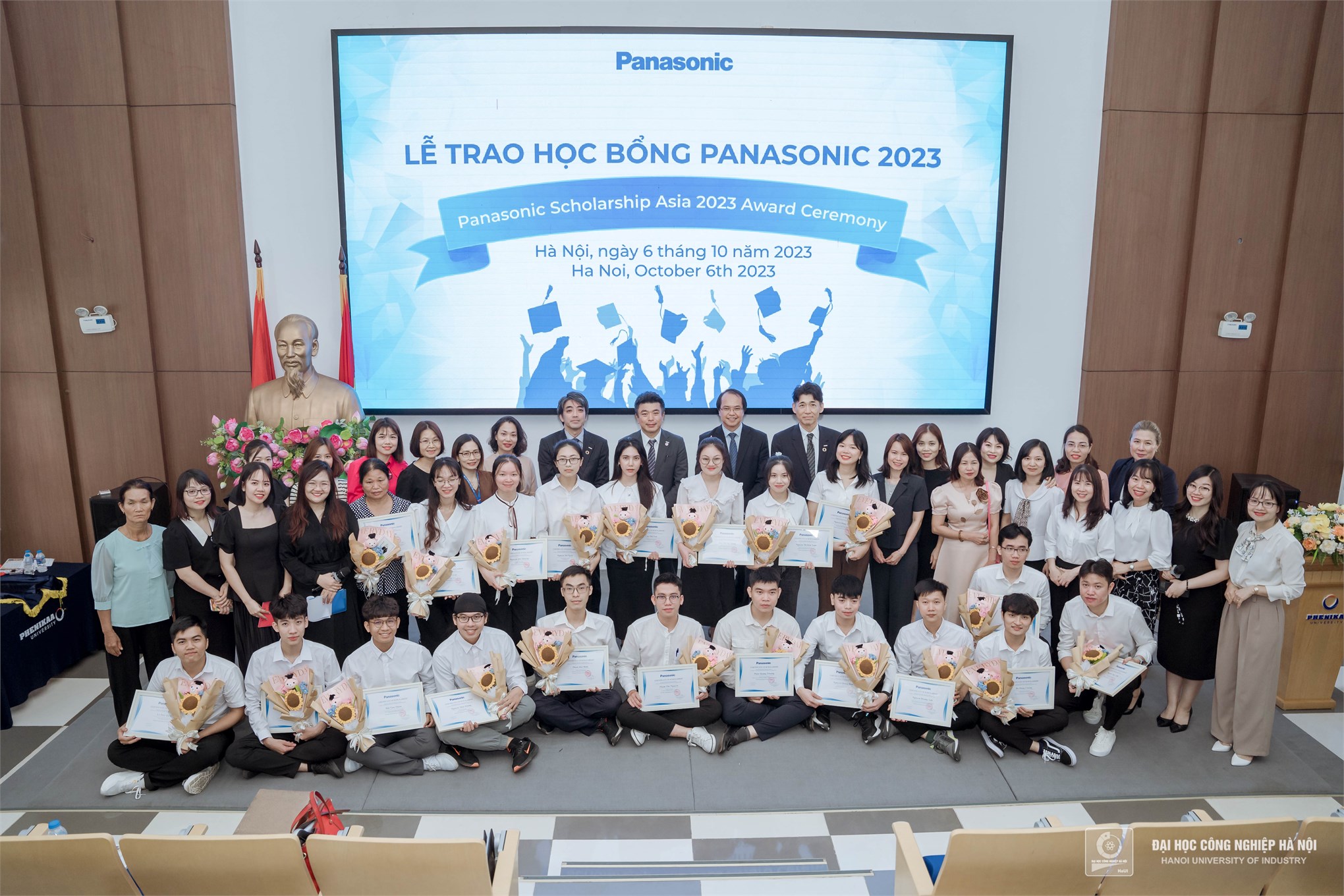 Sinh viên Đại học Công nghiệp Hà Nội xuất sắc nhận học bổng Panasonic