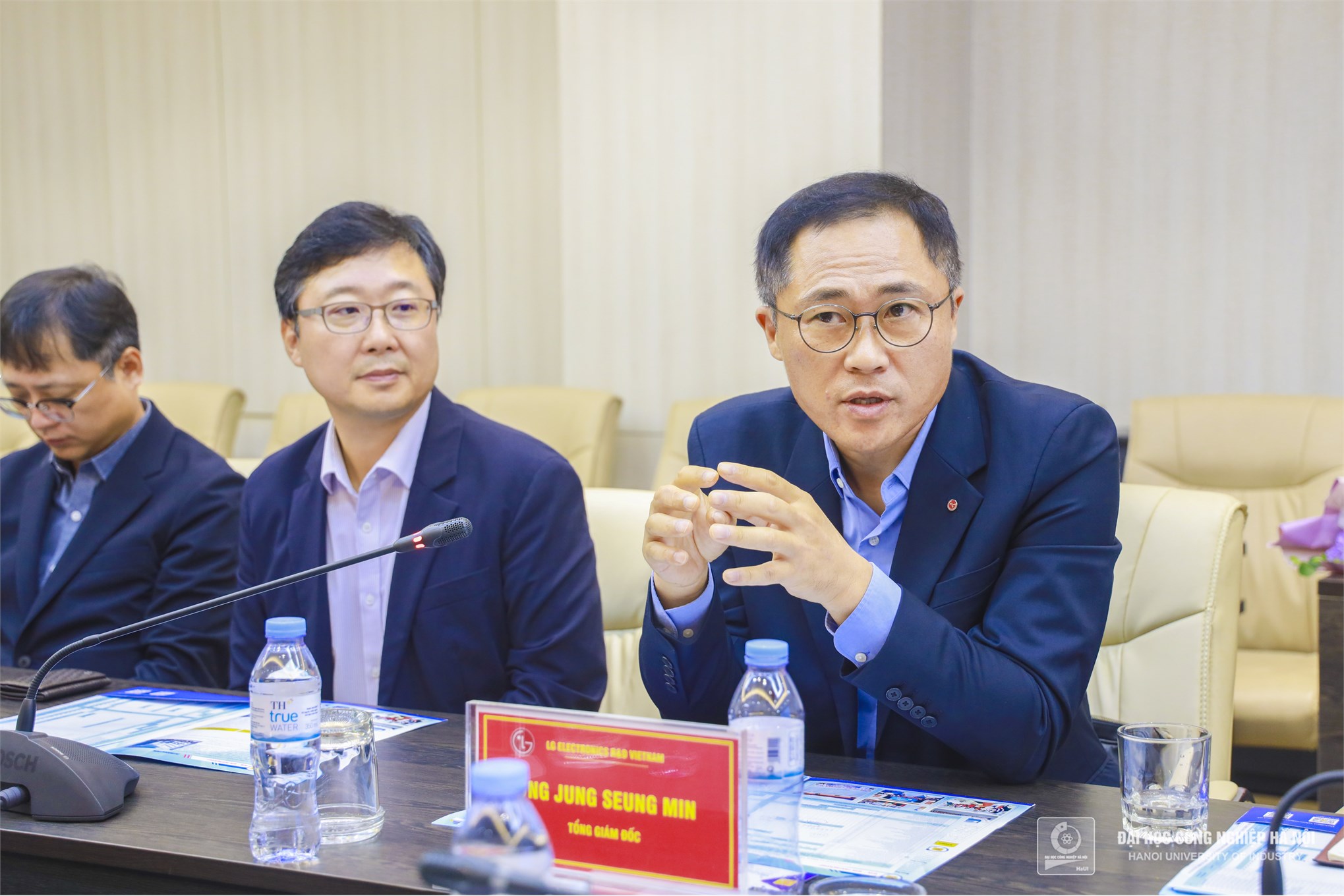 Ký kết Thỏa thuận hợp tác với Công ty TNHH LG Electronics Development Việt Nam và Công ty TNHH LG CNS Việt Nam