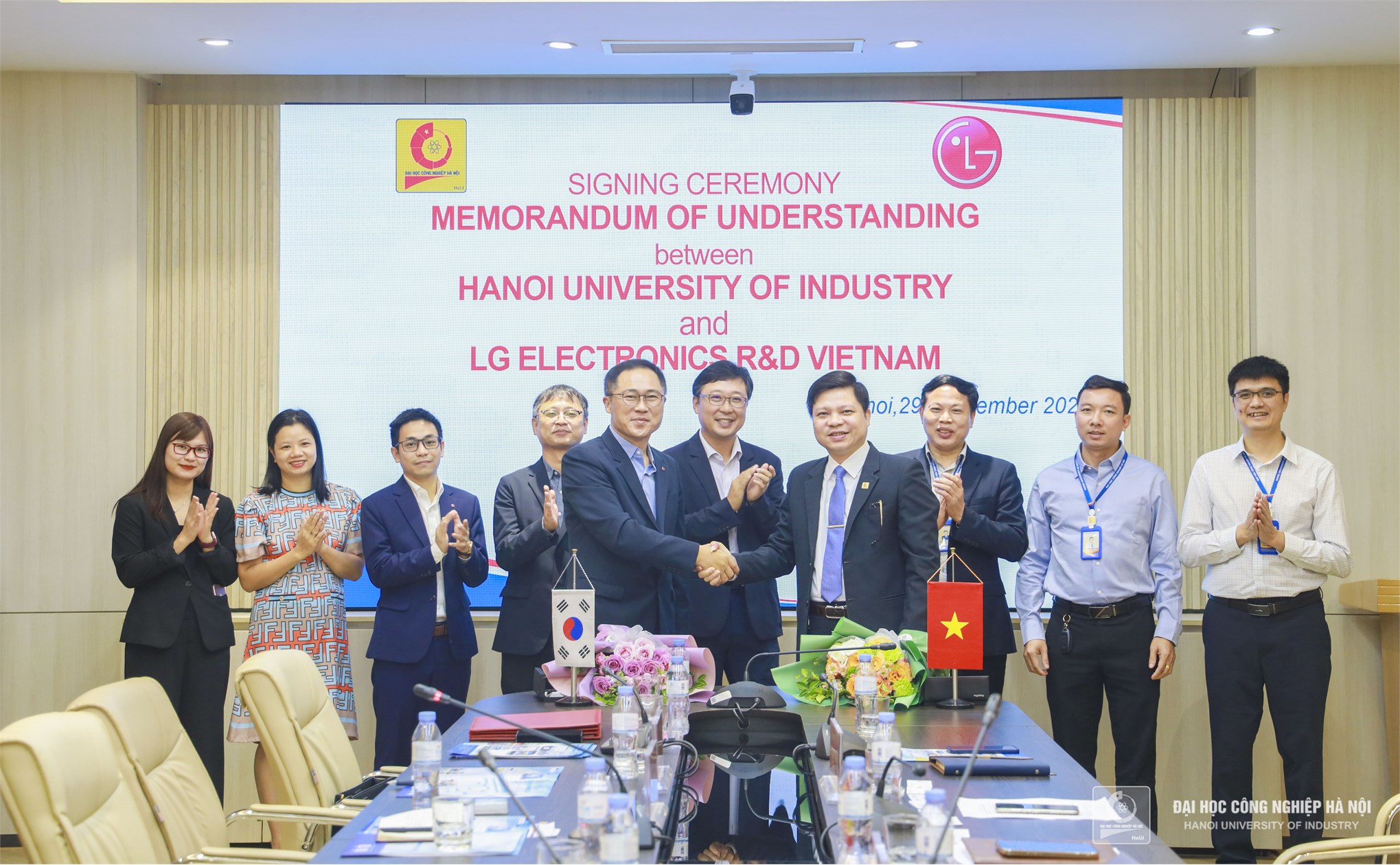 Hanoi University of Industry Strengthens Ties with LG Electronics Development Vietnam and LG CNS Vietnam