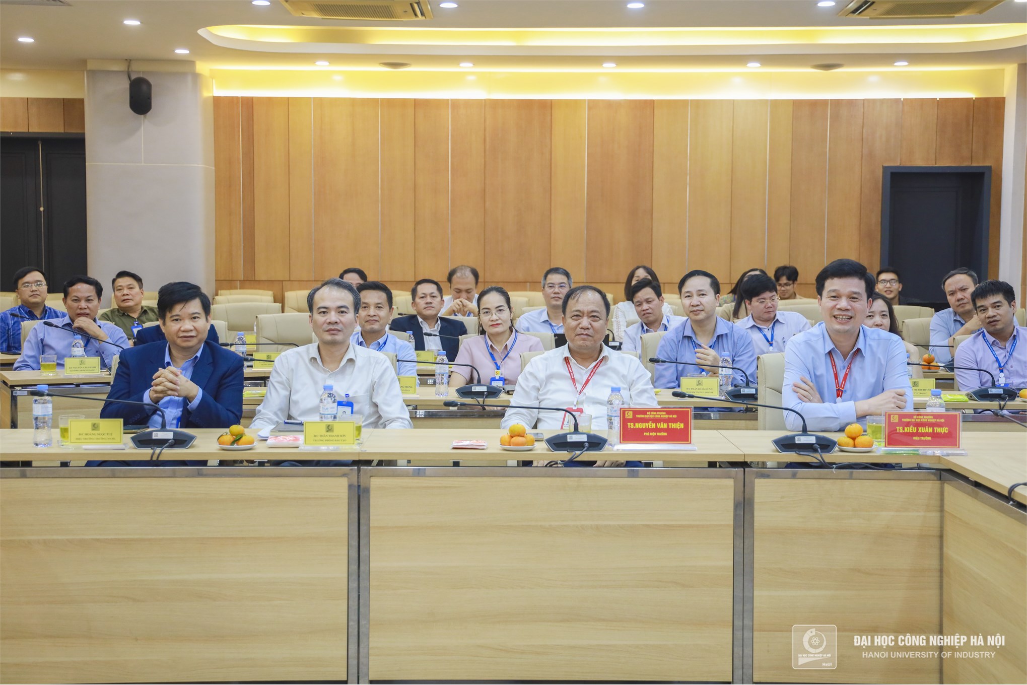 Đón tiếp và làm việc với đoàn công tác Đại học Công nghiệp Thành phố Hồ Chí Minh