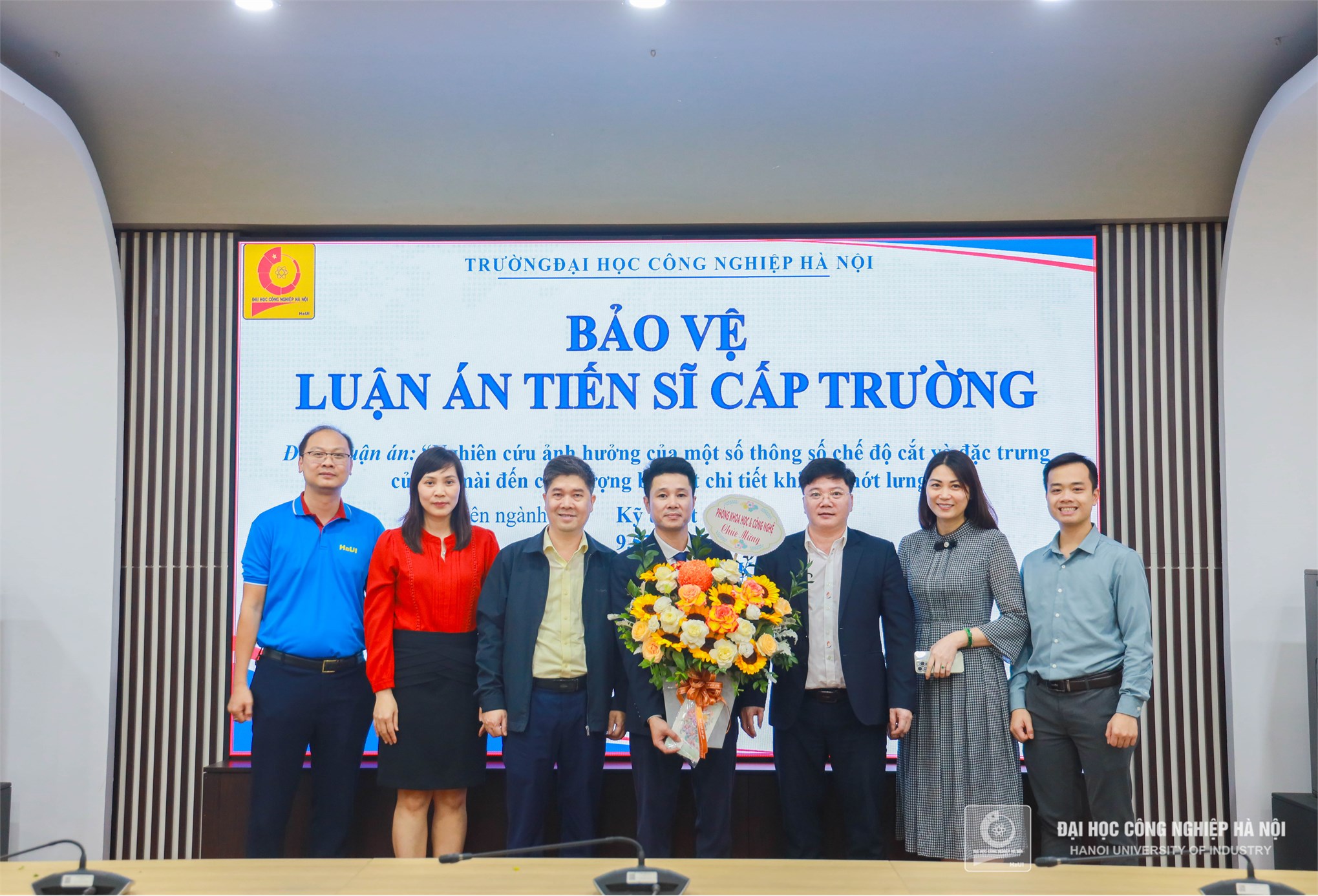 Nghiên cứu sinh Nguyễn Huy Kiên bảo vệ thành công Luận án Tiến sĩ ngành Kỹ thuật cơ khí