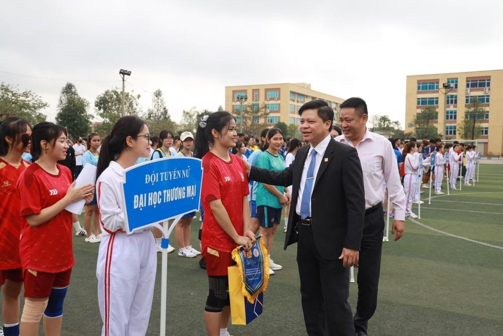 [tienphong] Hấp dẫn Giải bóng ném sinh viên khu vực Hà Nội năm 2023
