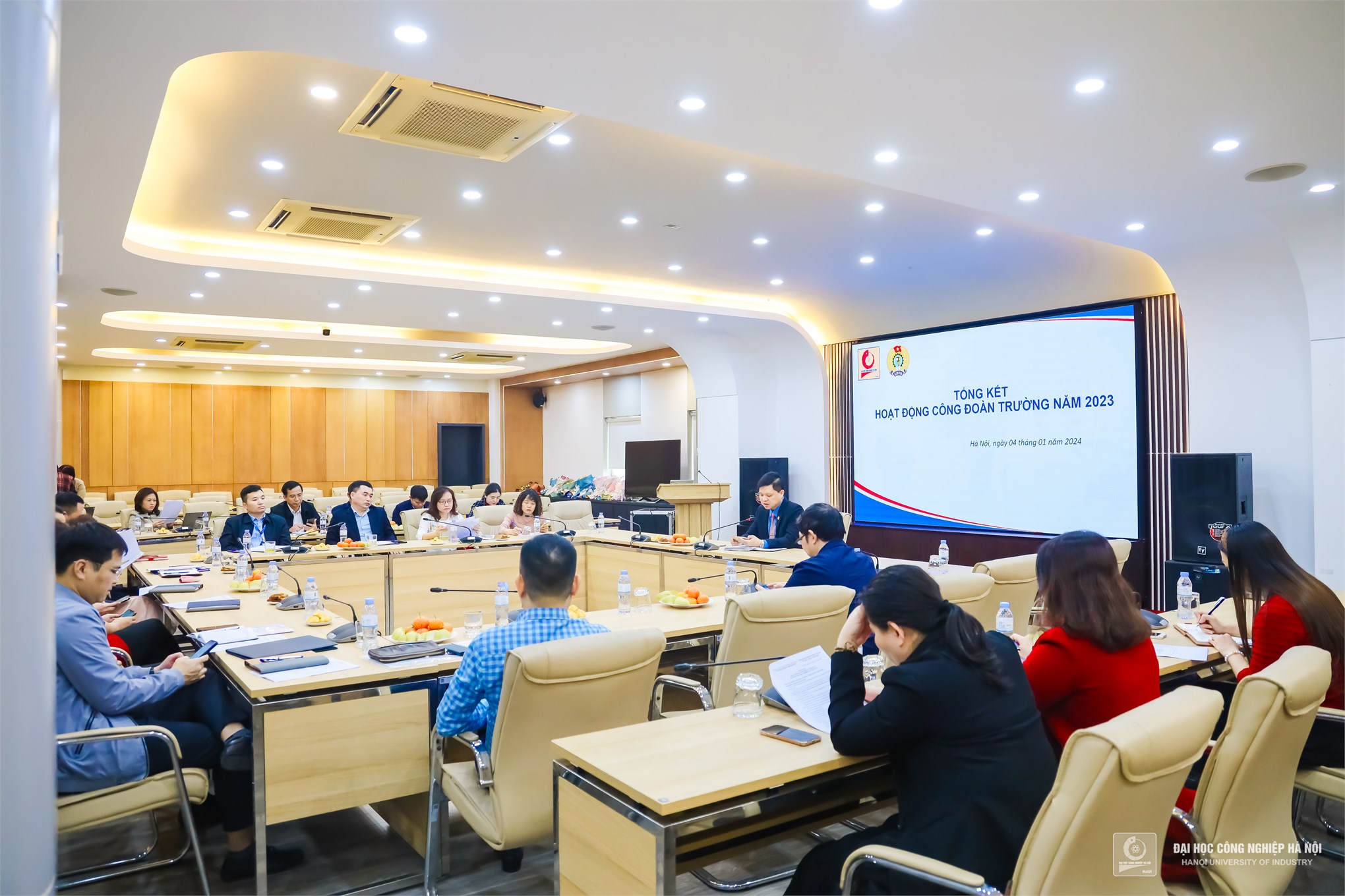 HaUI Trade Union held a conference to review work in 2023