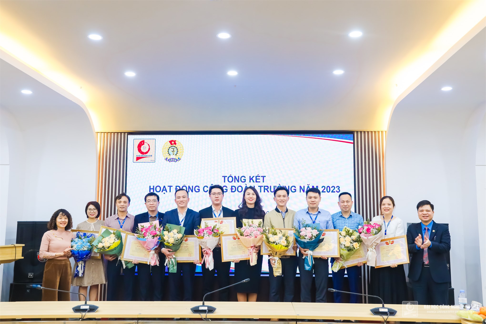 HaUI Trade Union held a conference to review work in 2023