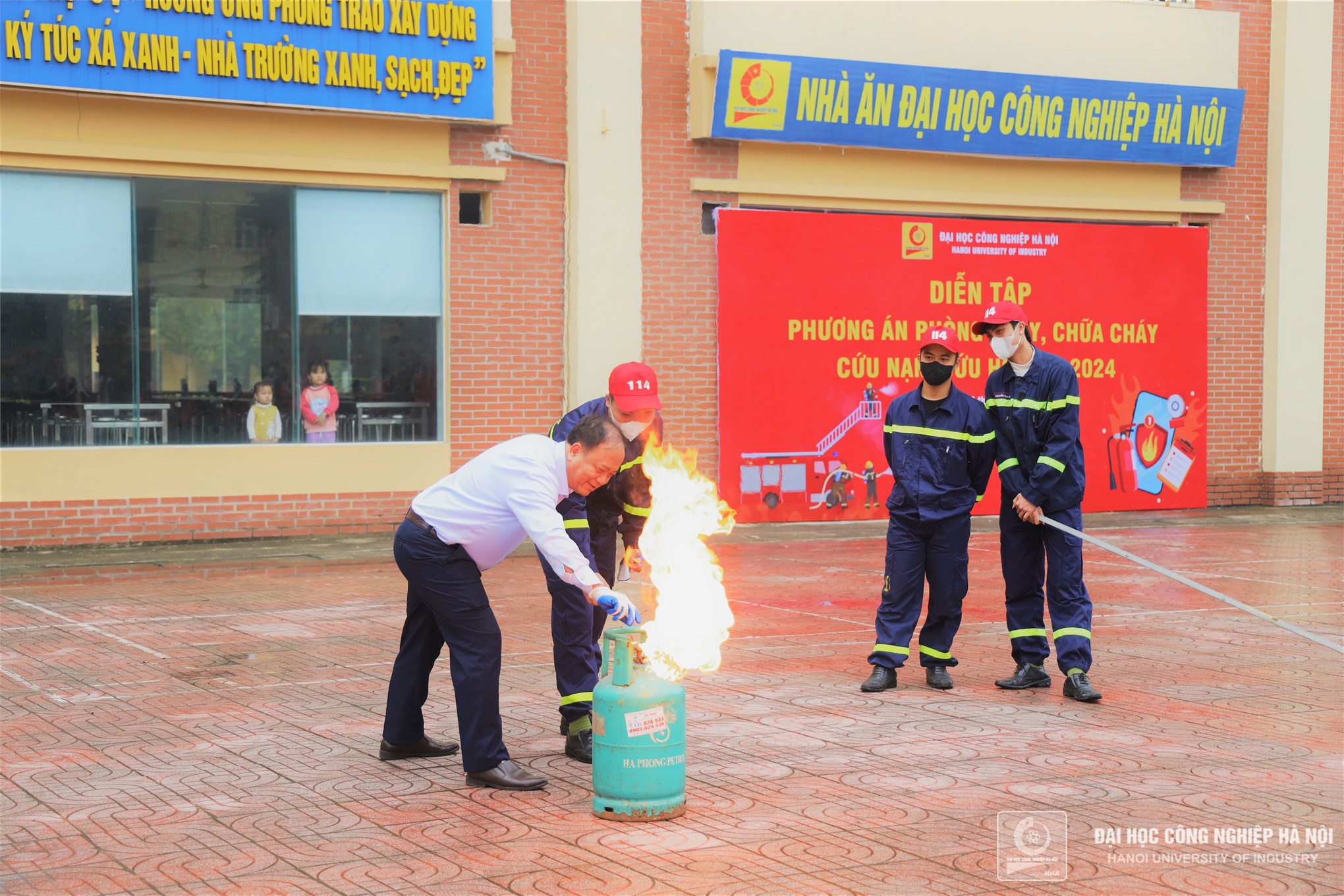 Fire Prevention and Rescue Drill at Hanoi University of Industry