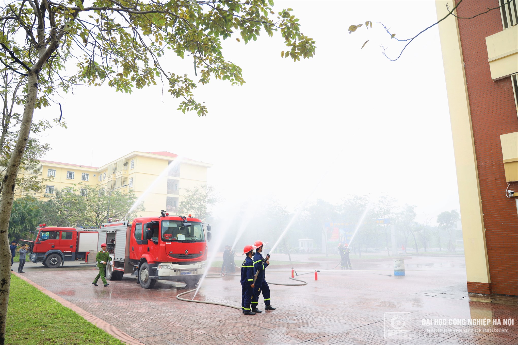 Fire Prevention and Rescue Drill at Hanoi University of Industry