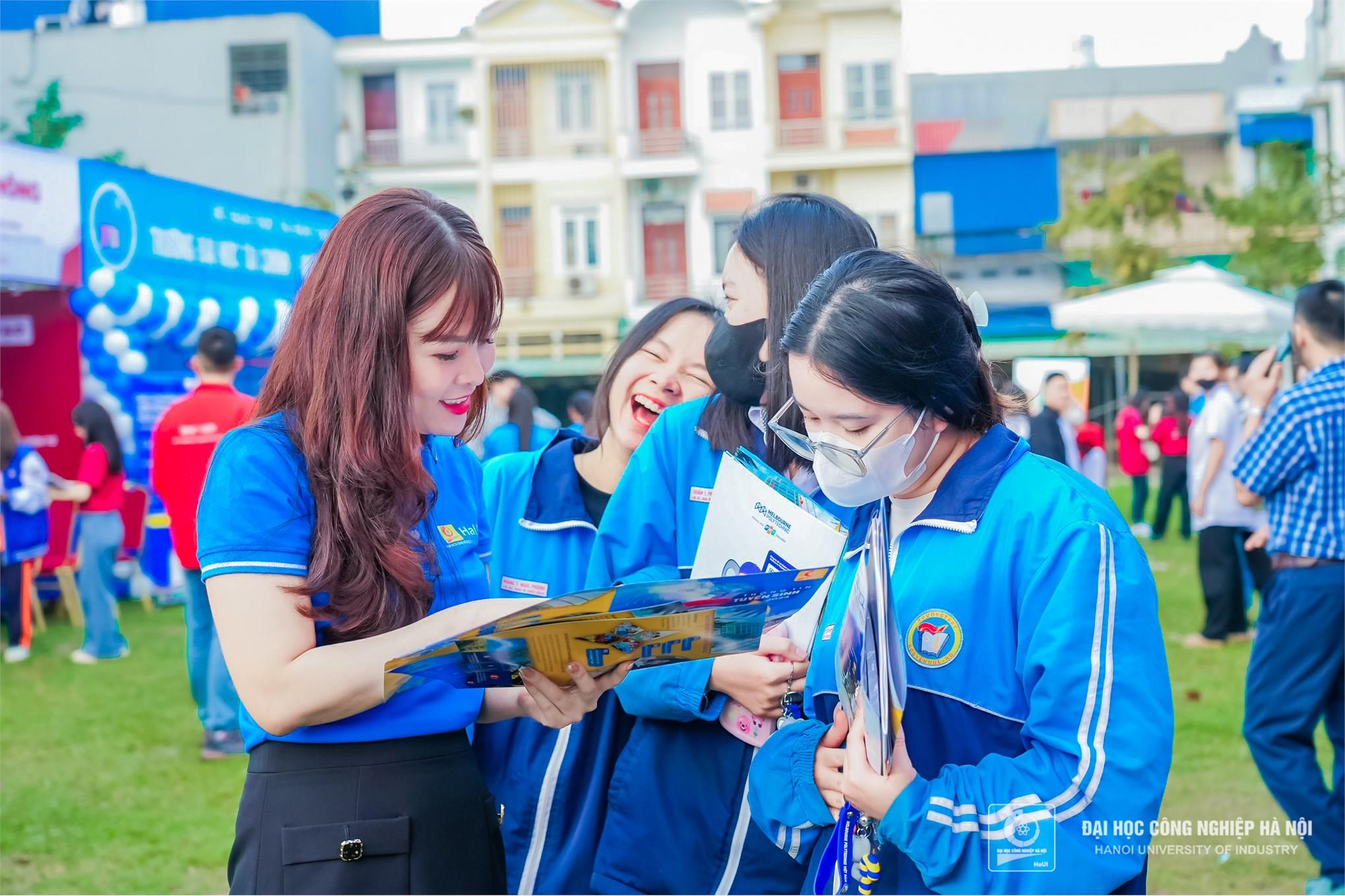 [daibieunhandan] Trường Đại học Công nghiệp Hà Nội mở 2 ngành học mới An toàn thông tin và Ngôn ngữ Trung Quốc