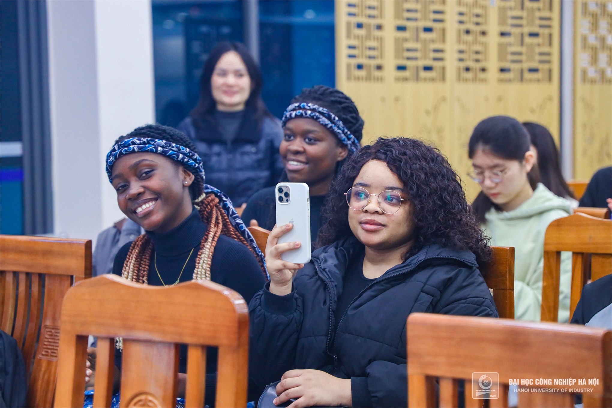 Xuân hội ngộ 2024: Lan tỏa nét đẹp văn hóa truyền thống đến sinh viên quốc tế