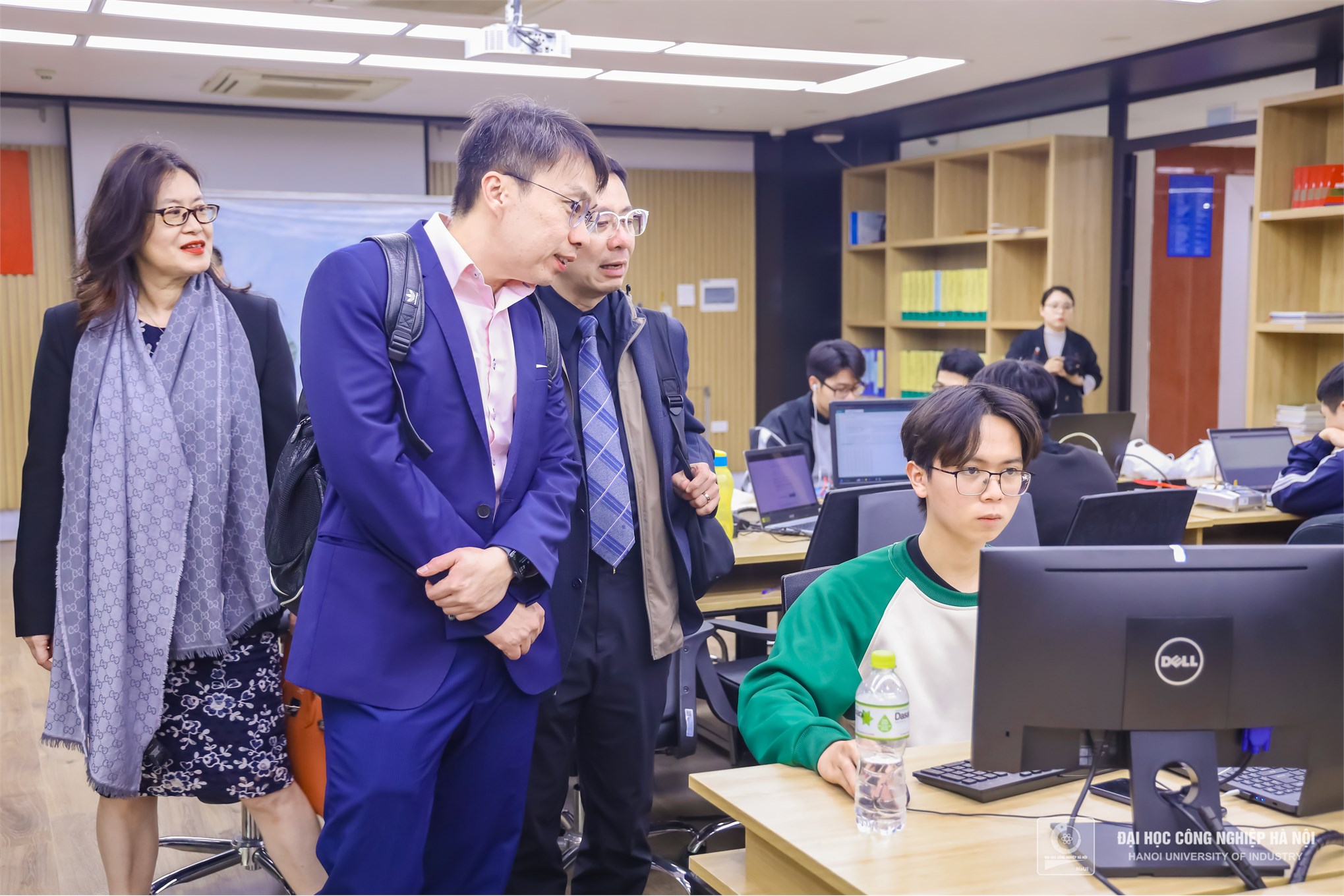 Đại học Công nghiệp Hà Nội đón đầu xu hướng, sẵn sàng đào tạo ngành công nghiệp vi mạch bán dẫn