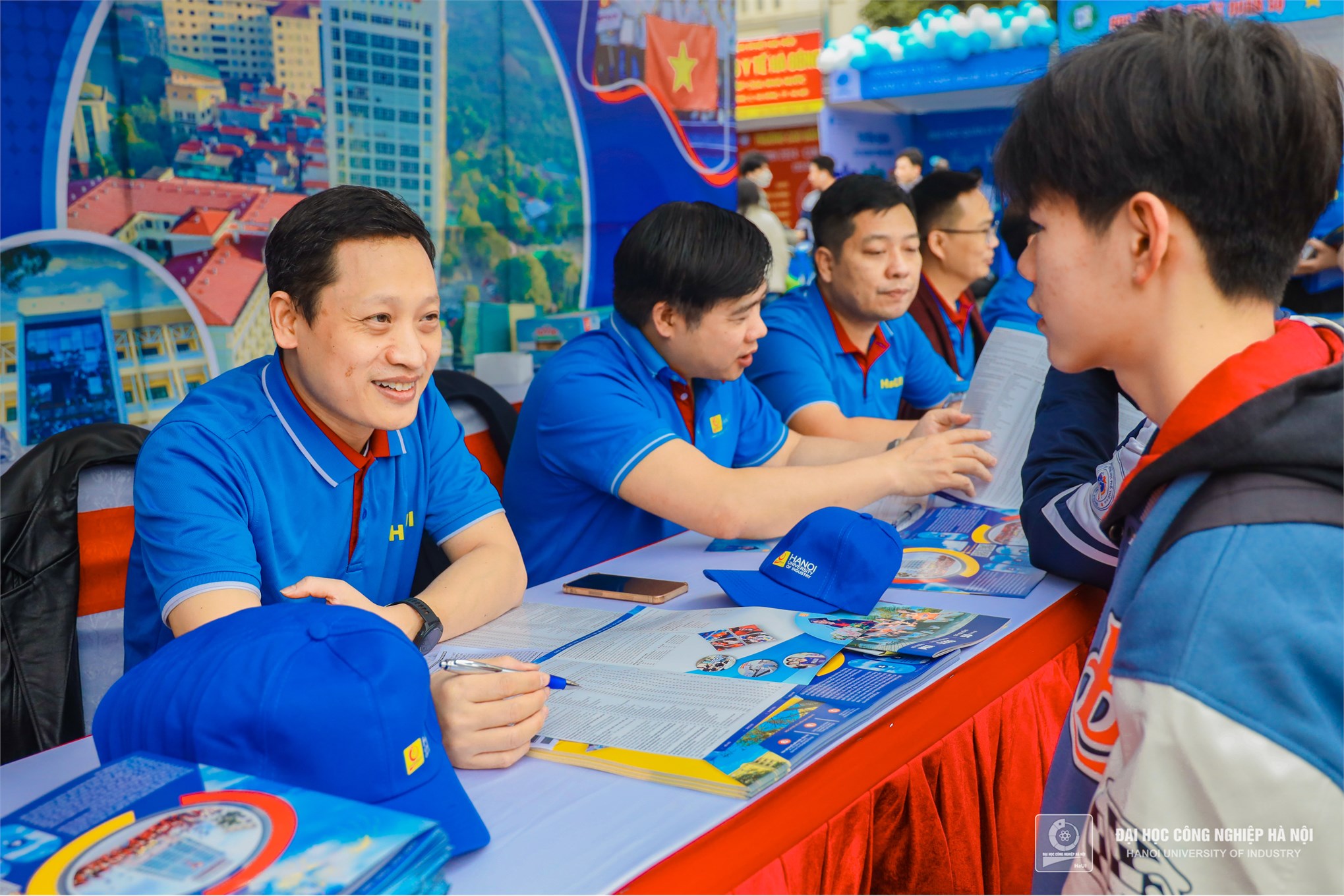 Pursuing Dreams: Hanoi University of Industry as an Aspiration for Hai Phong High School Students